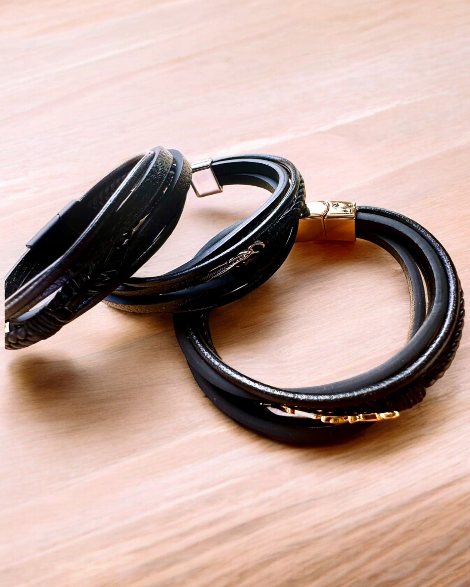 Brățară „Orzeł” cu opțiune de gravare, 3 variante de culoare