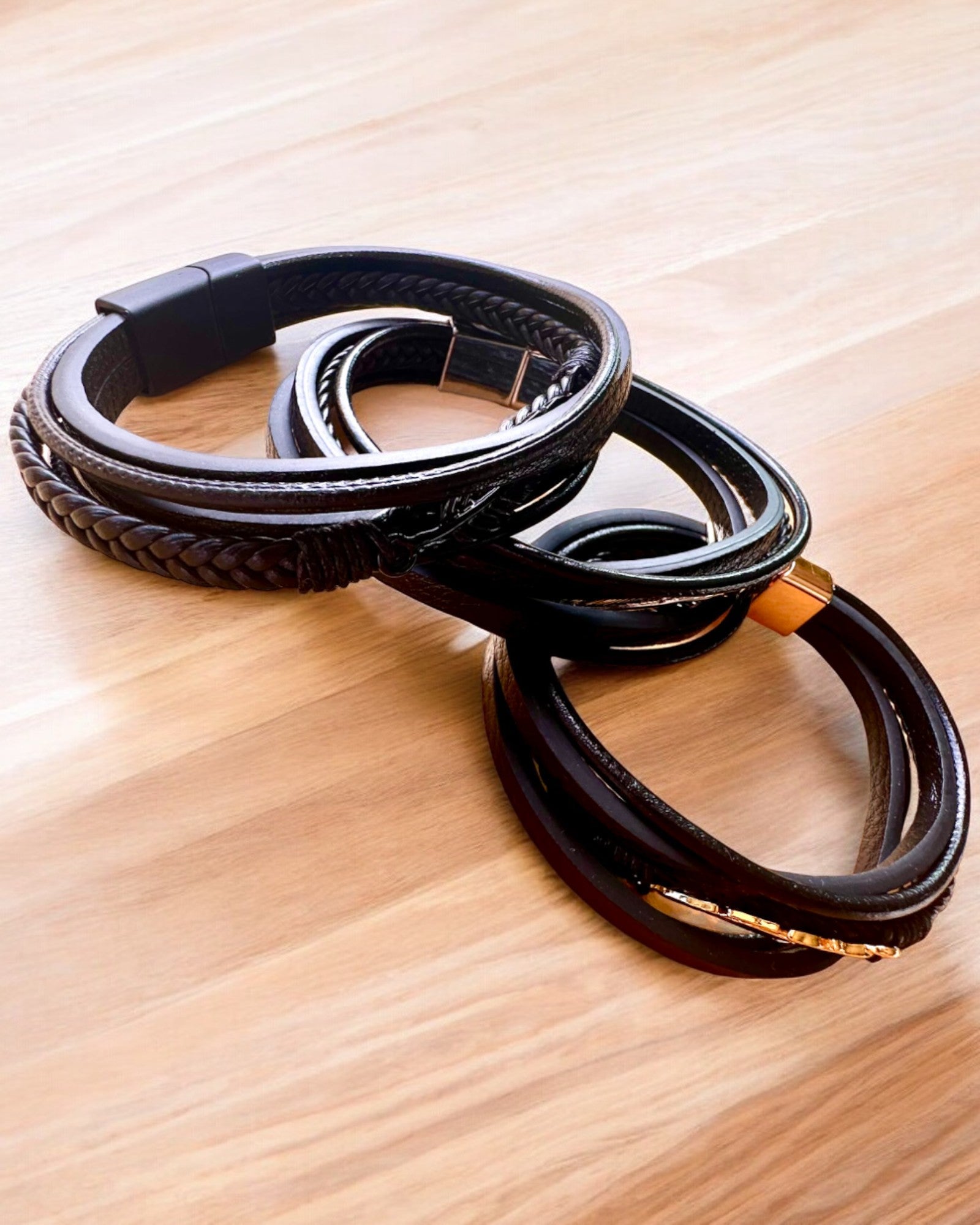 Brățară „Orzeł” cu opțiune de gravare, 3 variante de culoare