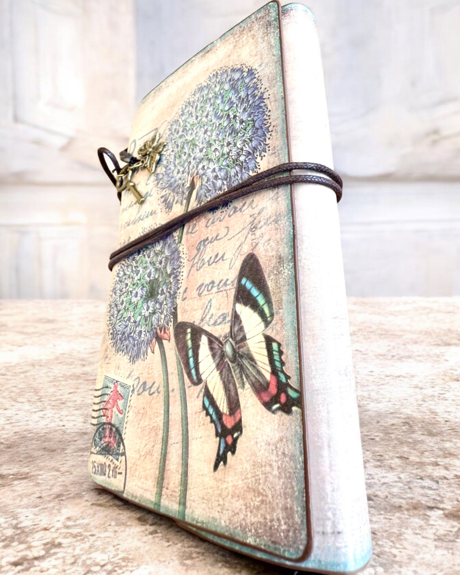 Notatnik Vintage Memoire z personalizowanym grawerem - 3 wzory do wyboru, notes na prezent