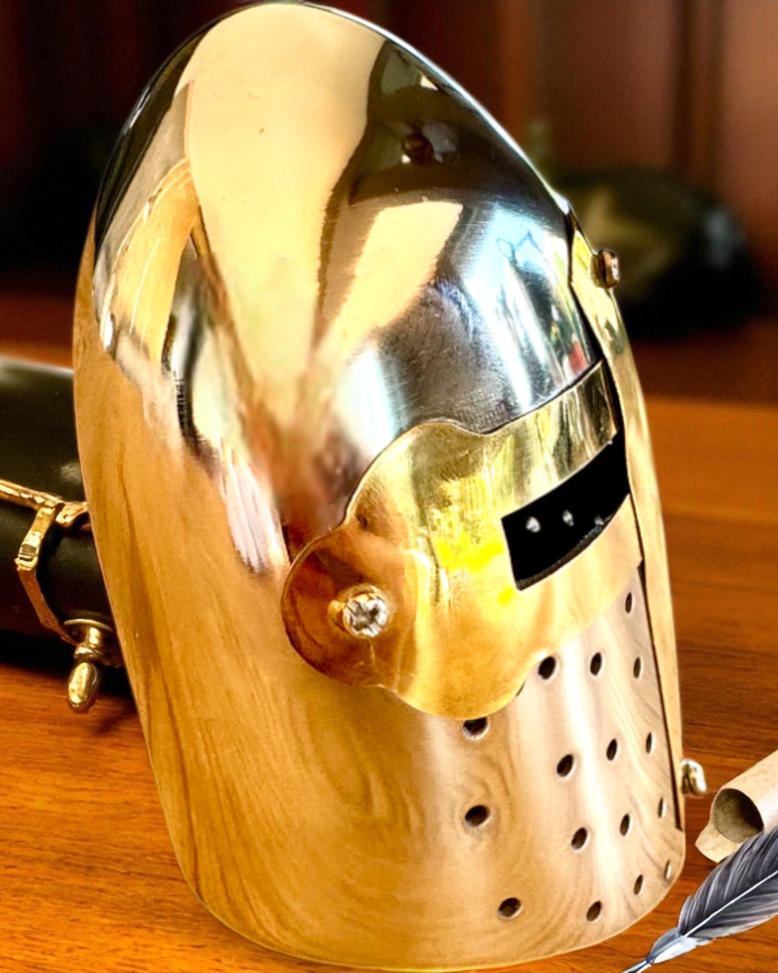 Міні Шолом Лицарський „Guardian” з латуні – ручної роботи, 12 см, можливість персоналізації гравіюванням на подарунок