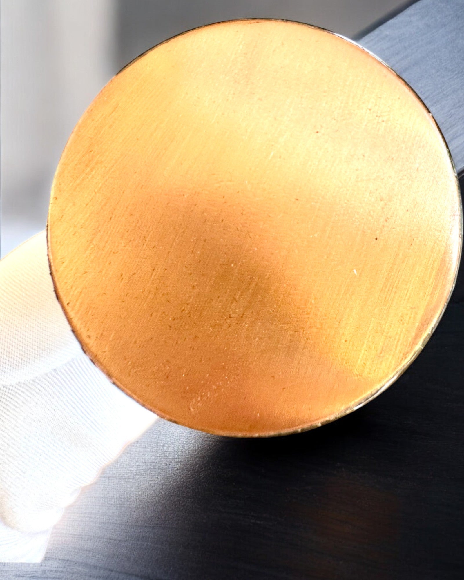 Set Mandala din Cupru – Sticlă 1L + 2 Căni în Etui, posibilitate de personalizare cu gravură pentru cadou