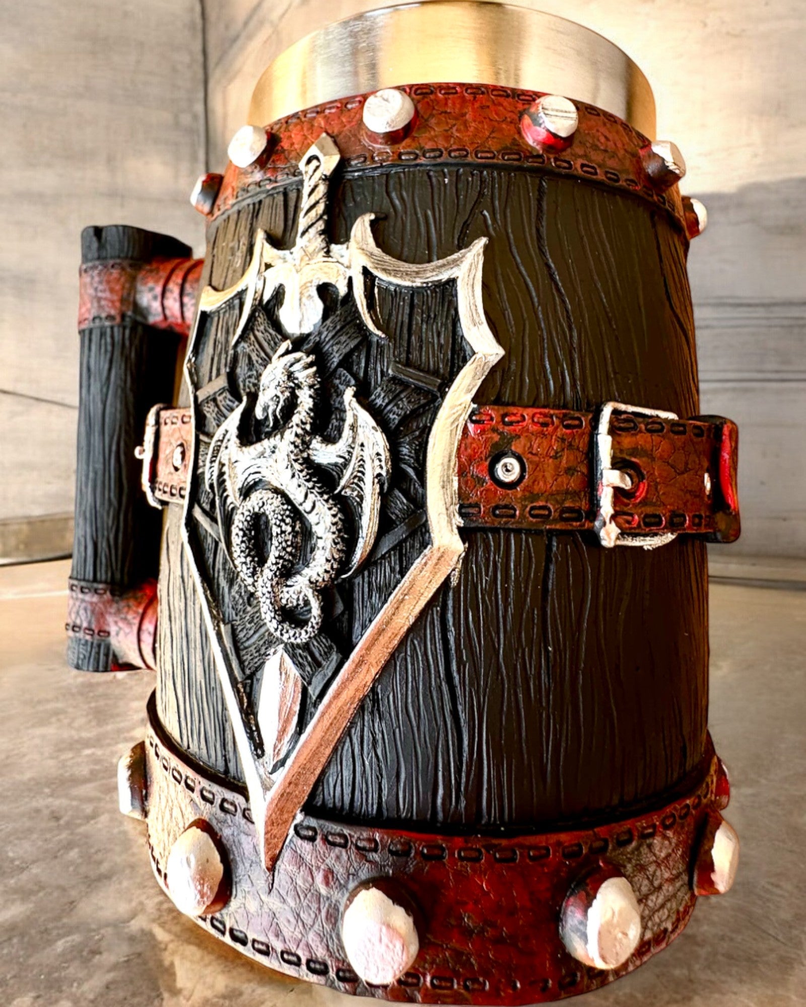 Temný Korbel Dračího Válečníka – Objem 600 ml, s Možností Gravírování jako Dárek