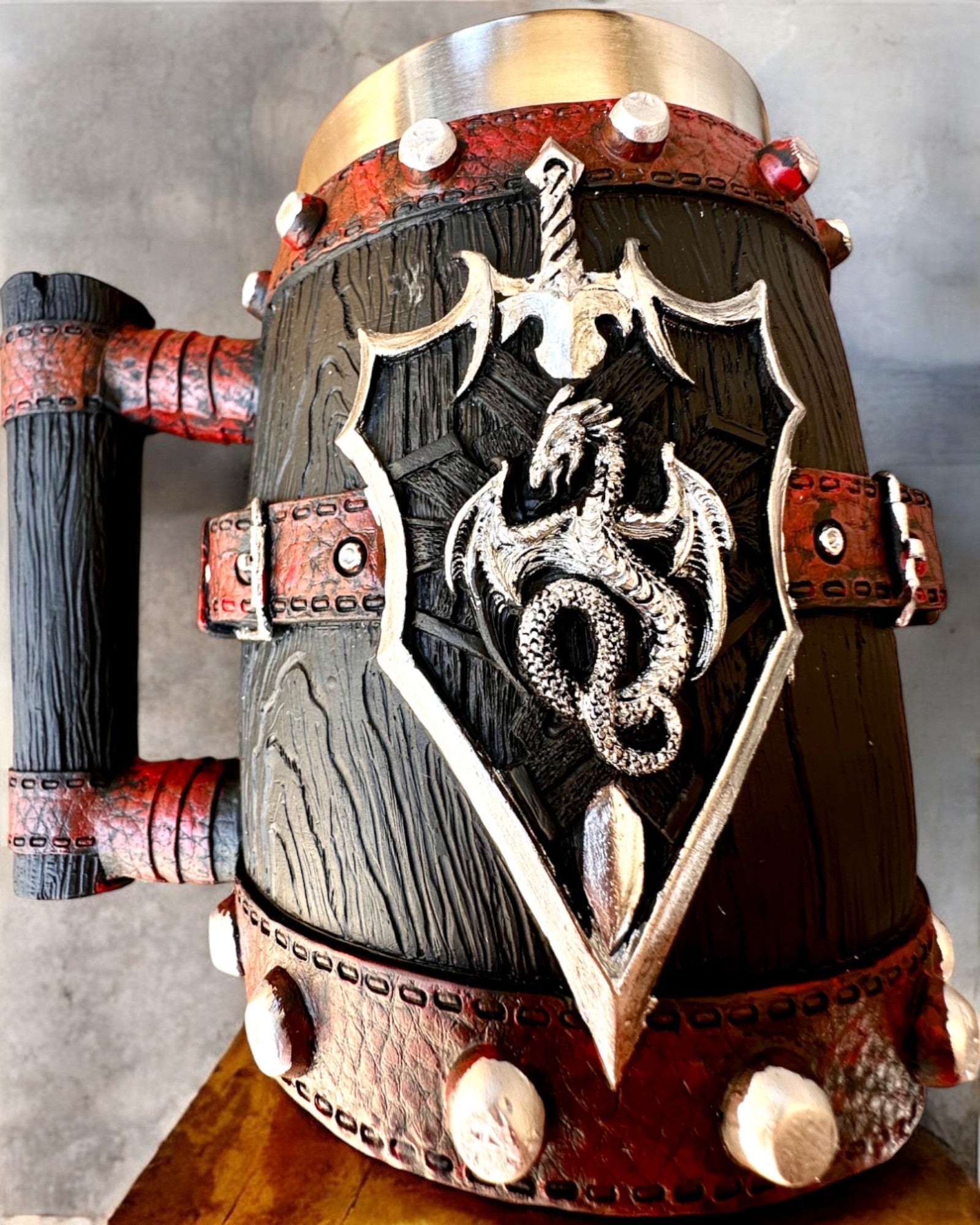 Temný Korbel Dračího Válečníka – Objem 600 ml, s Možností Gravírování jako Dárek