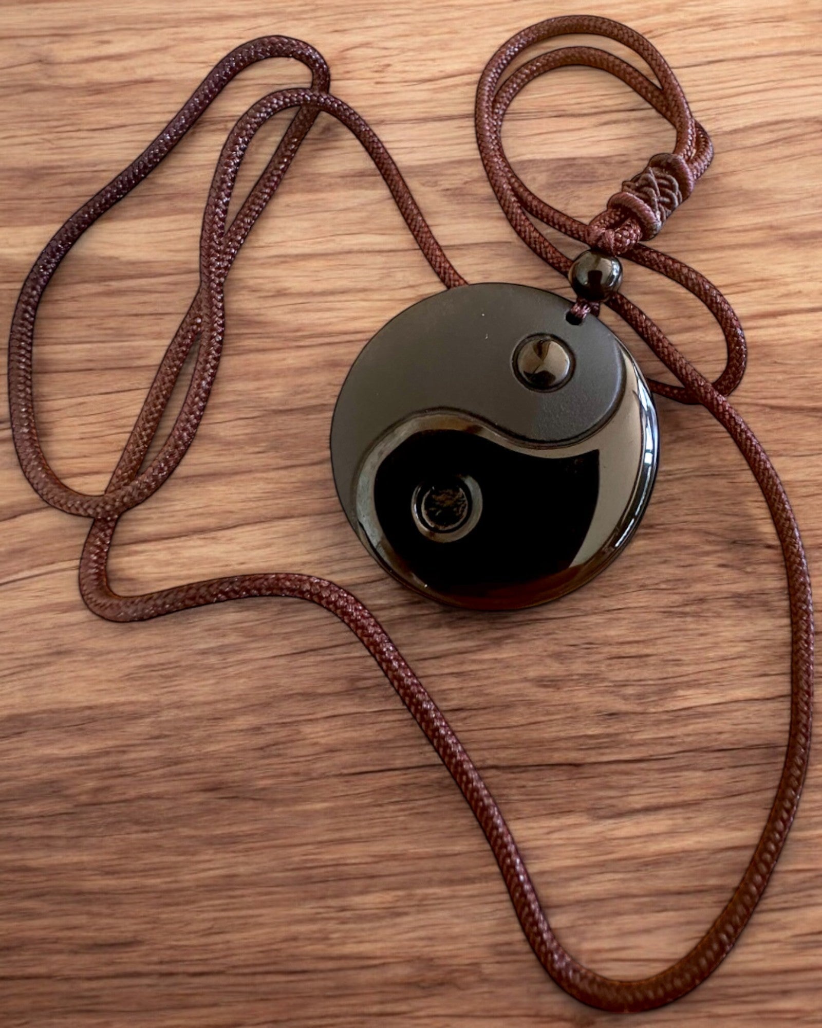 Colier Boho din Obsidian Yin Yang Tai Chi, posibilitate de personalizare cu gravură pentru cadou