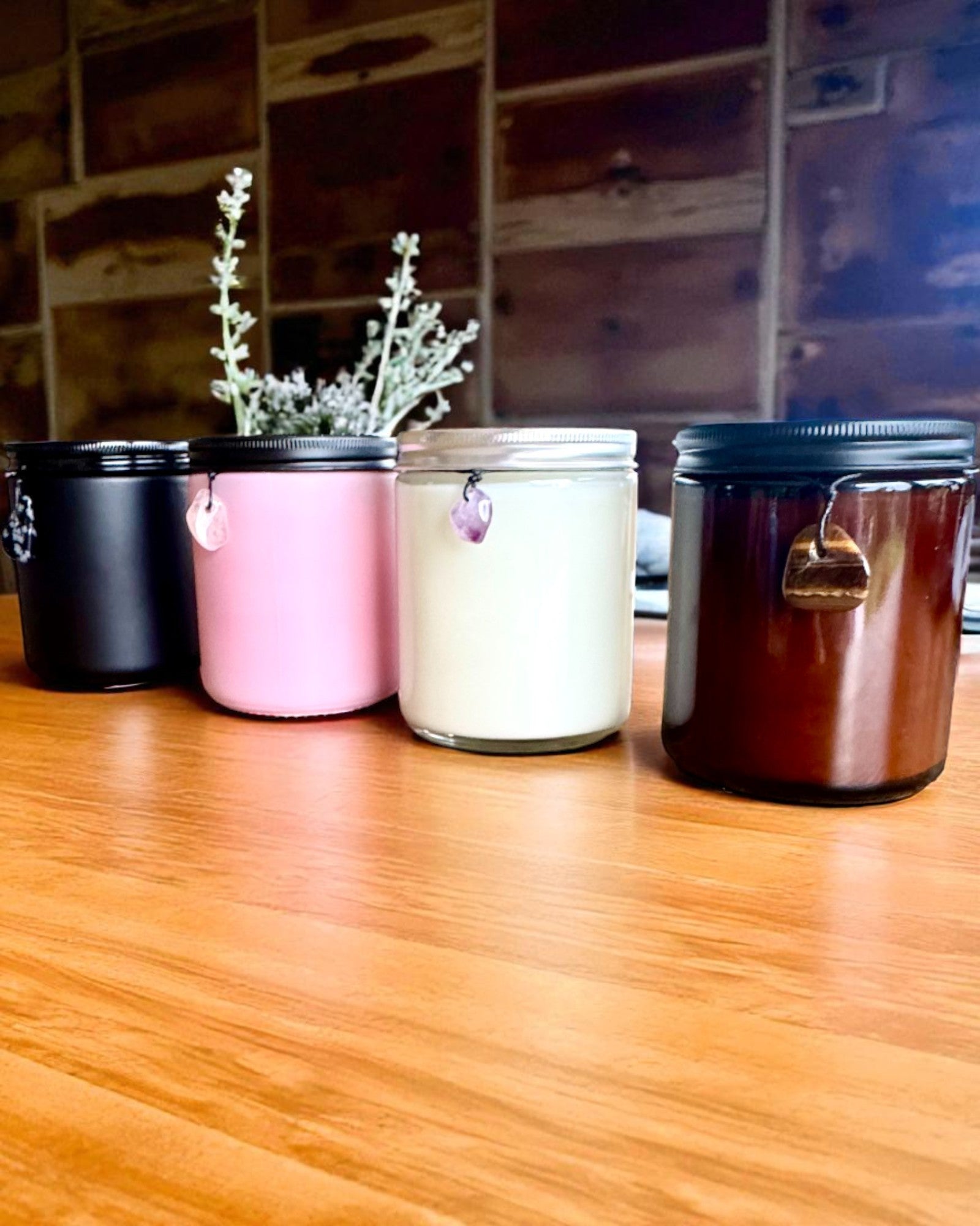 Amethyst Intentional Soy Candle – peace, harmony and purification, 250 ml, option for personalization as a gift