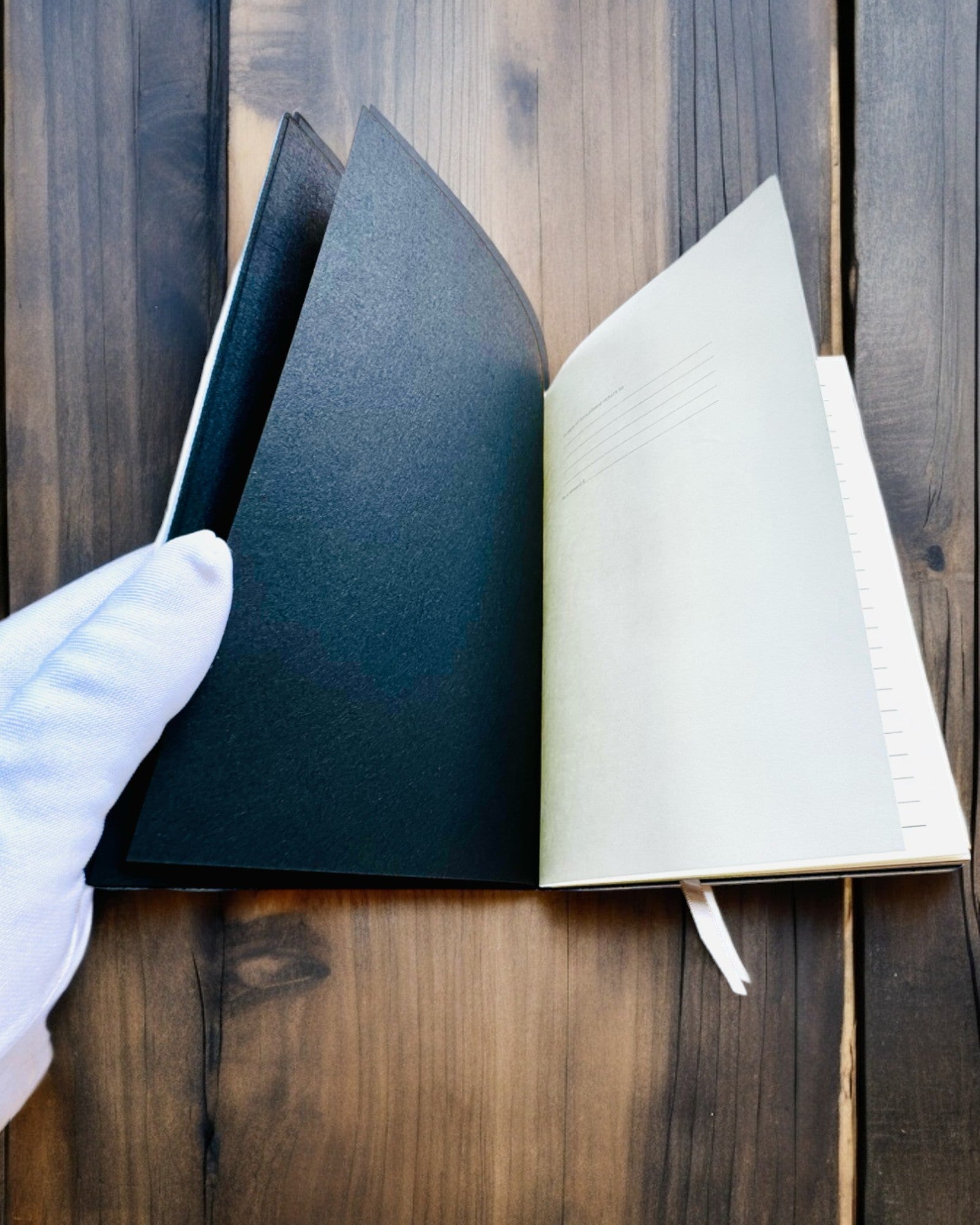 Umělecký notes, zápisník maskarada - A5, personalizace gravírováním na dárek