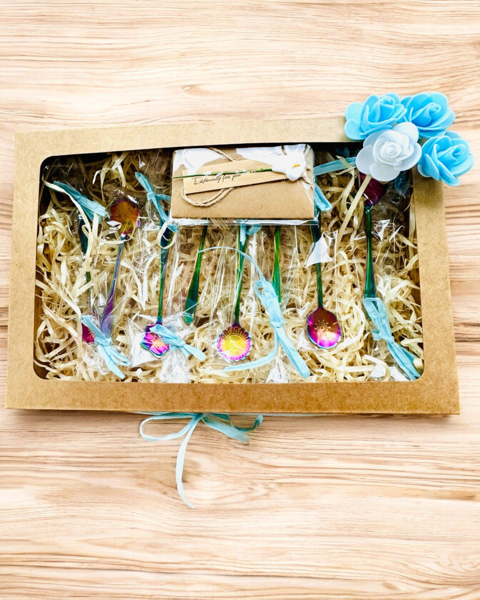 Sada lžiček "Květinová rapsodie" - personalizace gravírováním jako dárek, 2 varianty na výběr