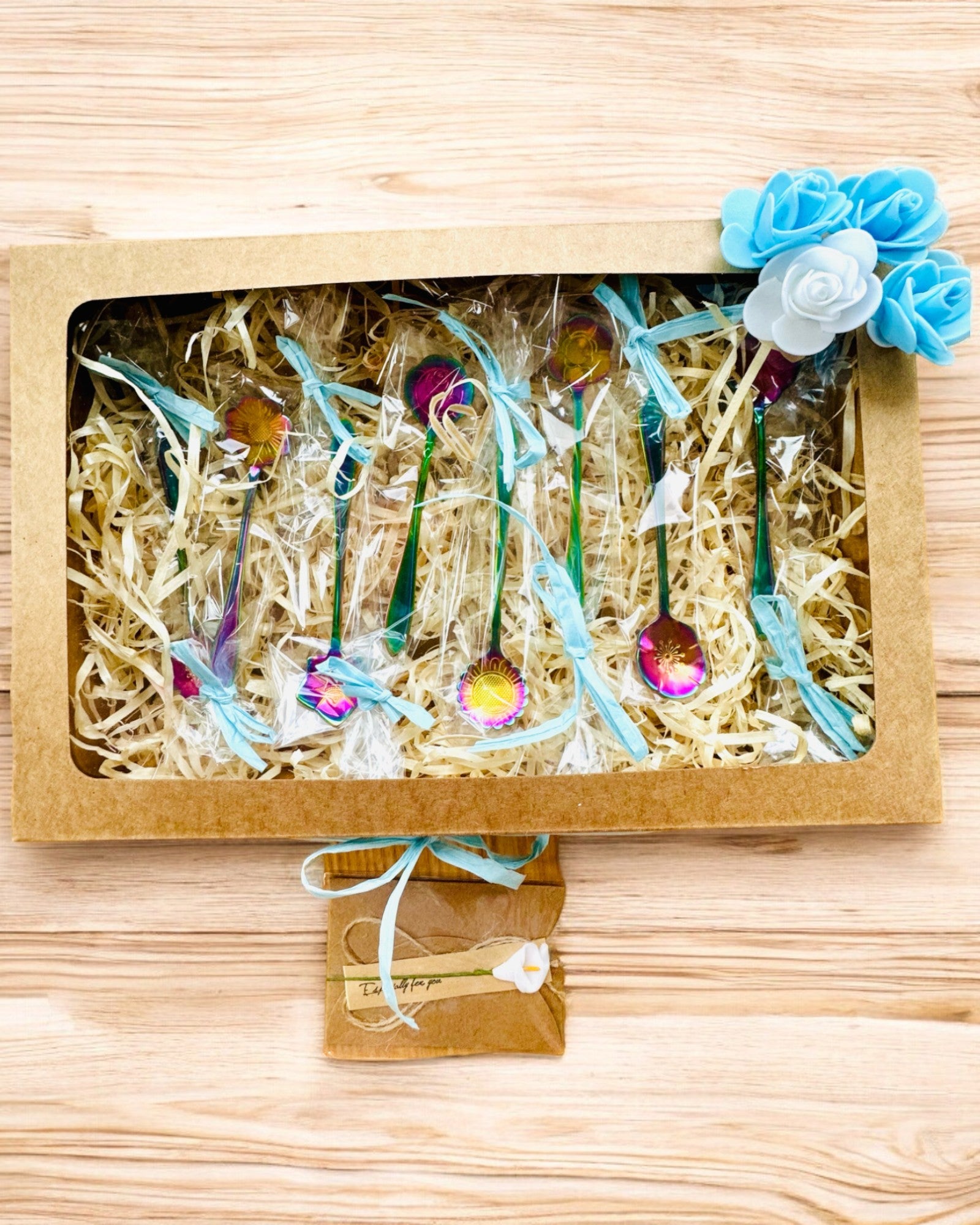 Sada lžiček "Květinová rapsodie" - personalizace gravírováním jako dárek, 2 varianty na výběr