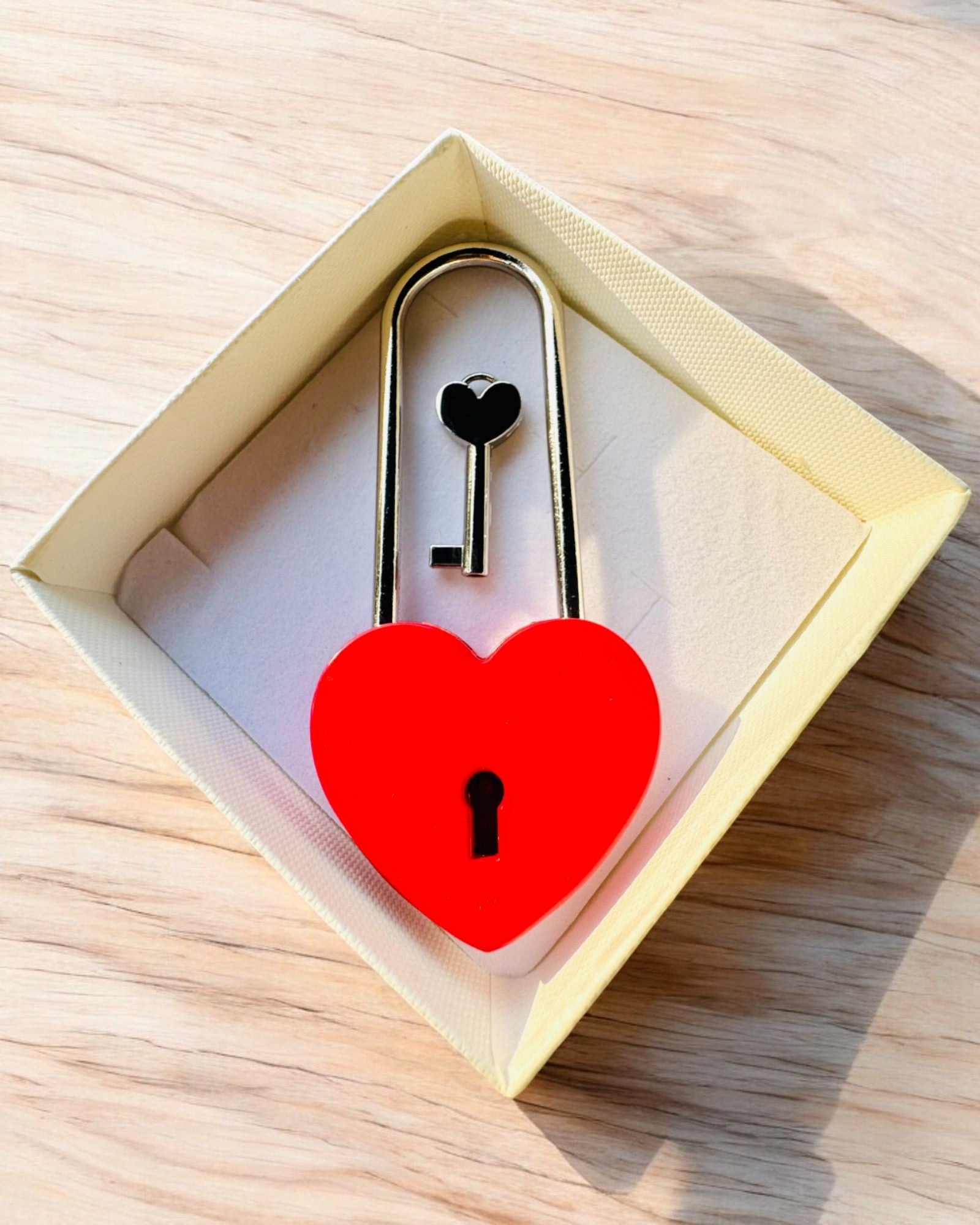 Магічні Замки Кохання з Опцією Гравіювання на подарунок, 5 варіантів кольорів на вибір