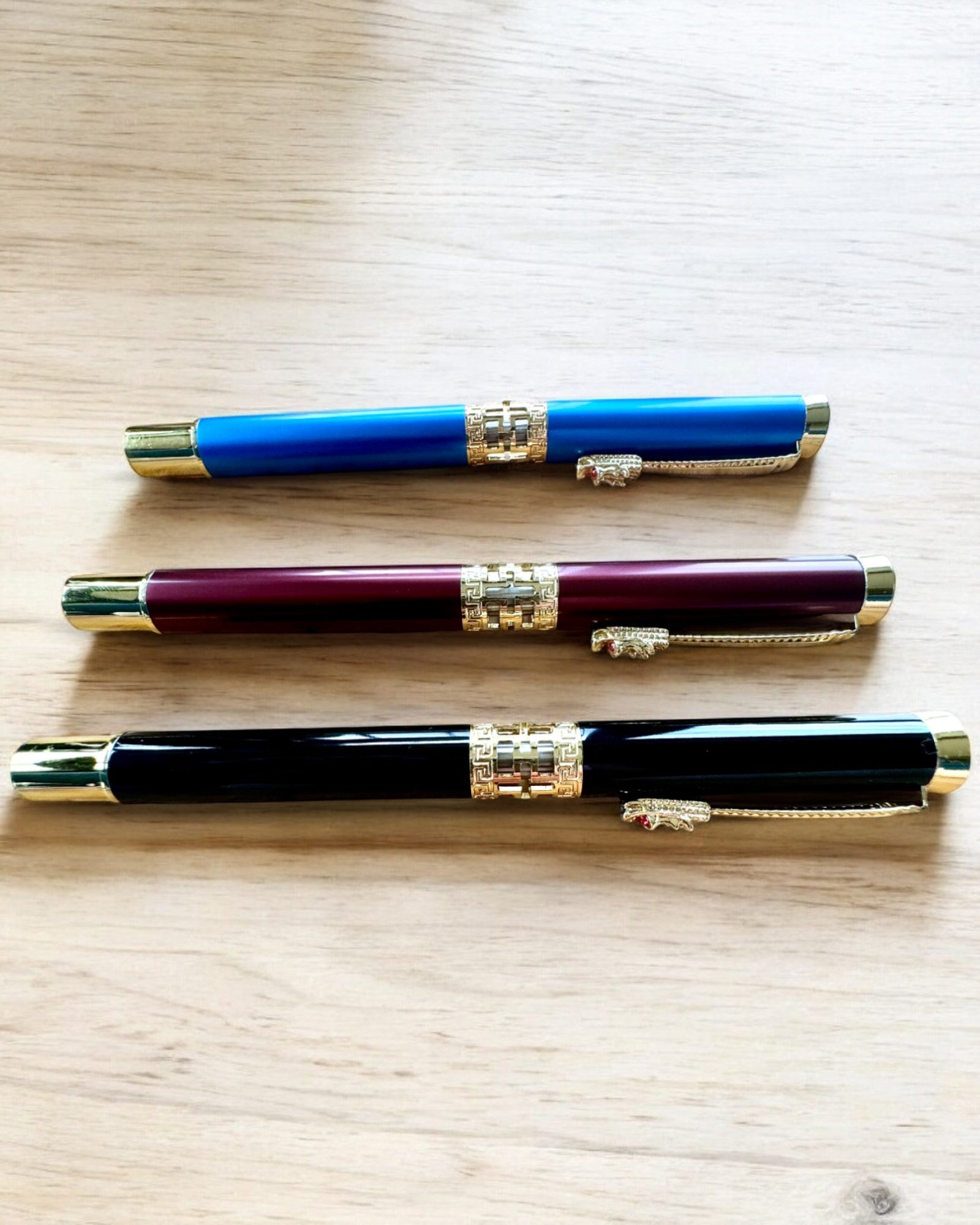 Elegantní Dračí Pero, 3 barevné varianty, možnost personalizace gravírováním jako dárek