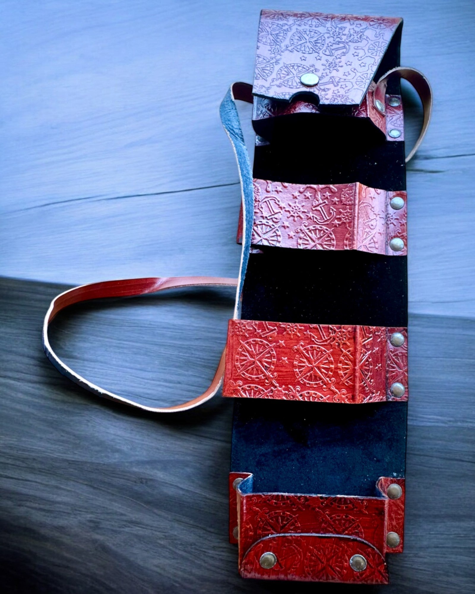 Kožené pouzdro, obal na vycházkové hole - možnost personalizace gravírováním jako dárek