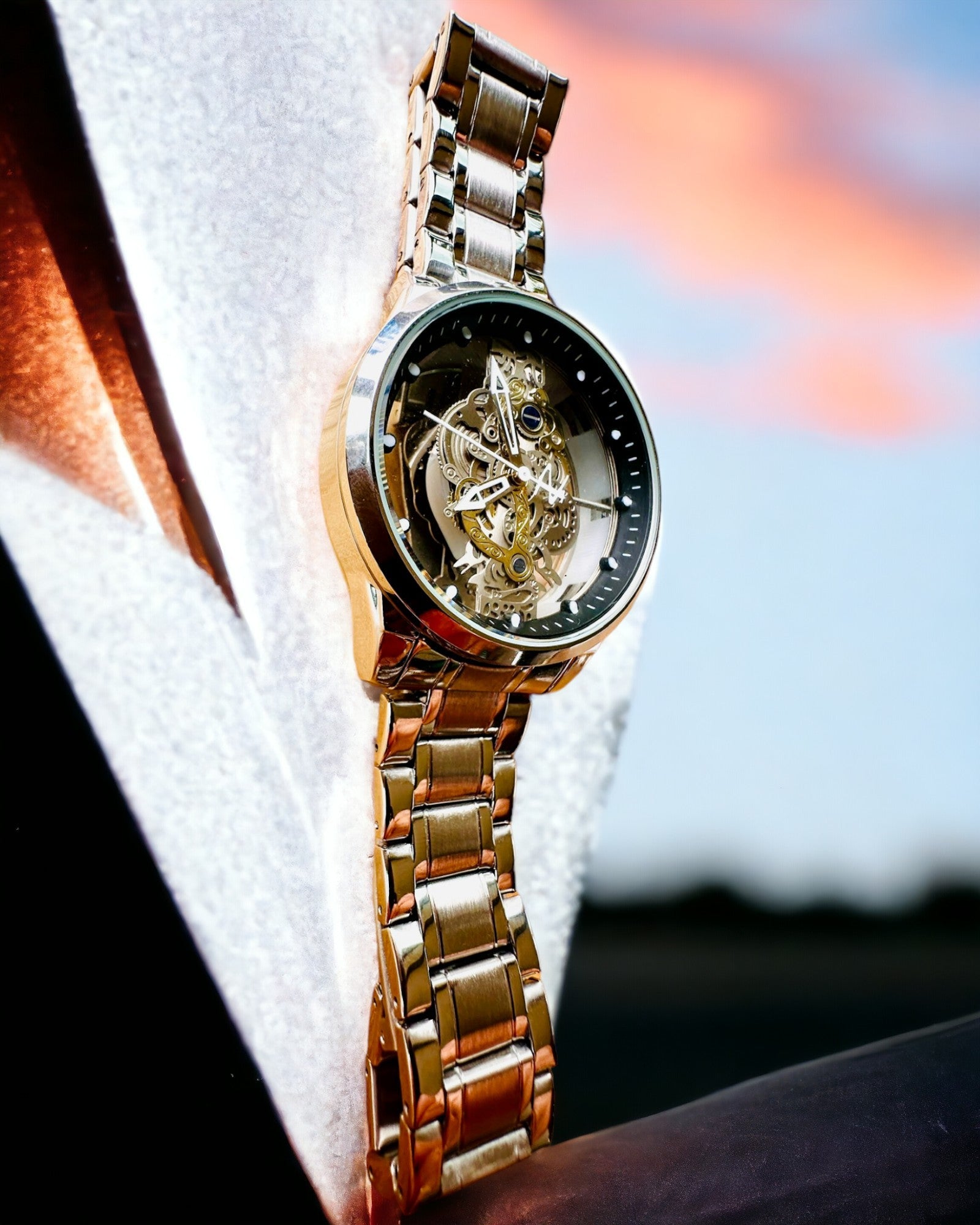 Elegant Men's Watch KIMSDUN Prestige Transparent Mechanism and Sporty Elegance, customizable with engraving