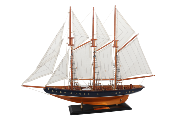 Model szkunera Atlantic 72cm - Replika legendarnego statku z możliwością personalizacji grawerem - Idealny prezent dla miłośników żeglarstwa - Wykonany z drewna z materiałowymi żaglami