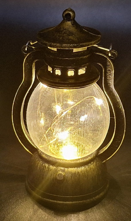 Lampka nocna LED w kształcie lampy naftowej z możliwością personalizacji grawerem, idealna na prezent - wysokość 12,6 cm, szerokość 5,8 cm, certyfikat CE