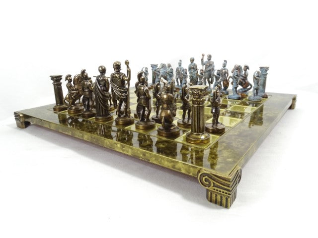 Szachy Mosiężne Łucznicy 44x44cm z Możliwością Personalizacji Grawerem - Luksusowy Prezent dla Miłośników Mitologii i Strategii, Wysokiej Jakości Ręcznie Wykonane Figurki