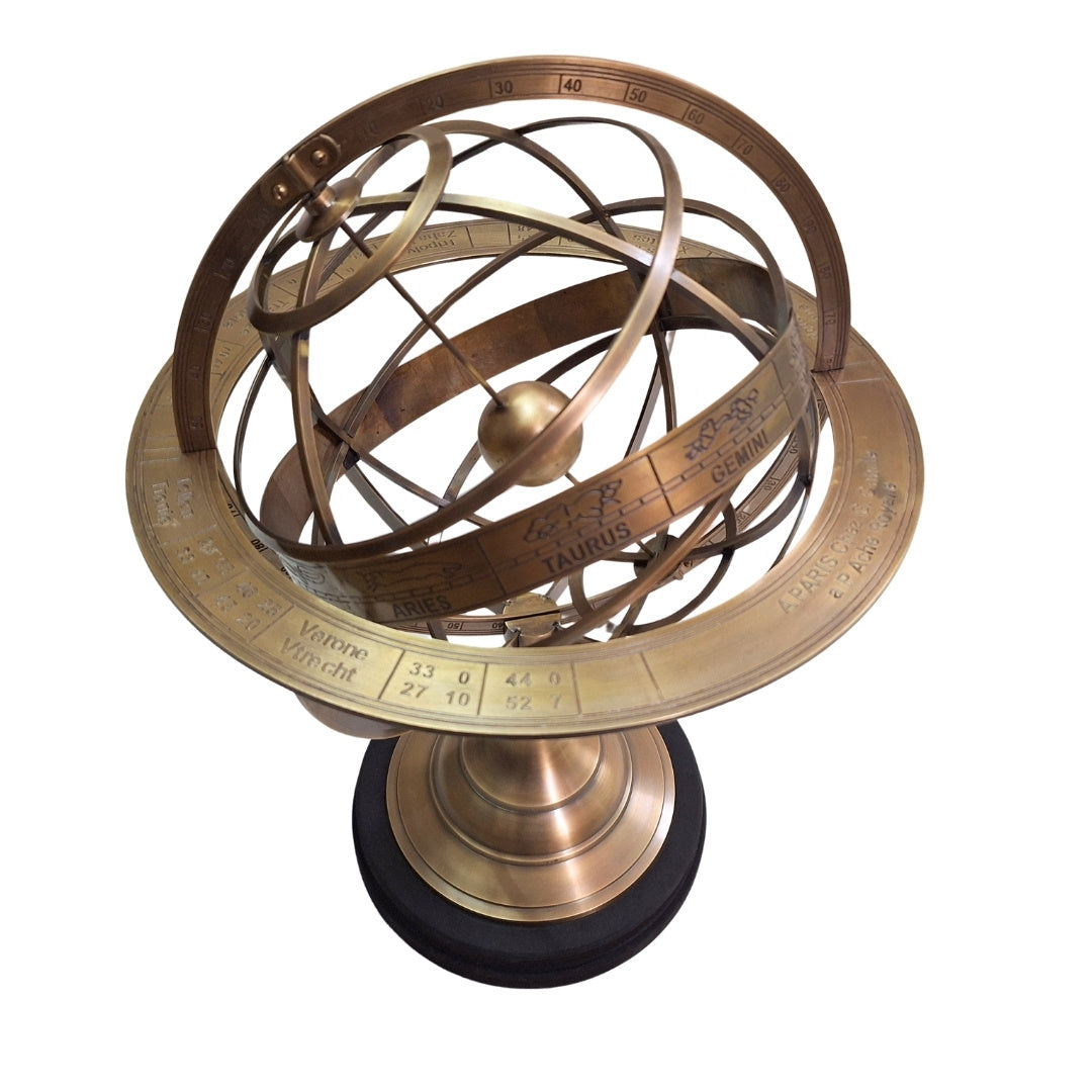 Astrolabium Mosiężne z Grawerem – Elegancka Dekoracja Gabinetu o Wysokości 52 cm