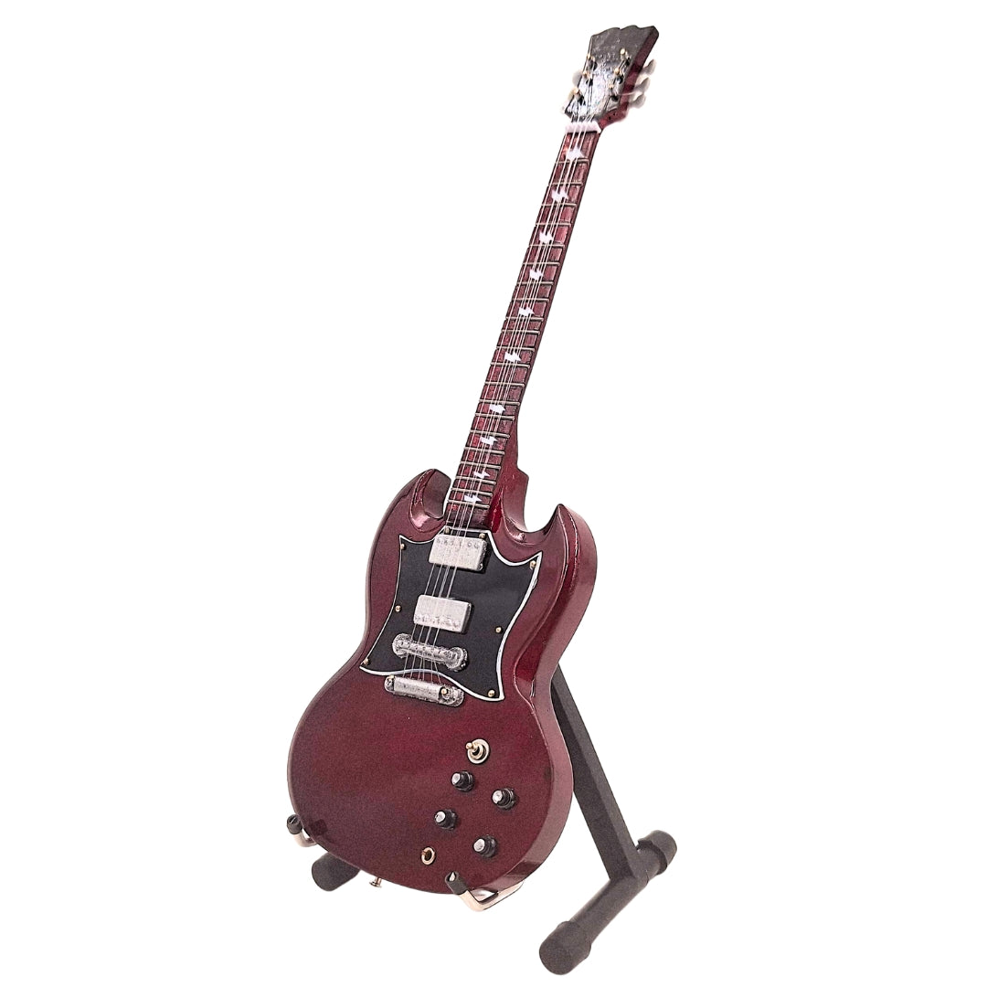 Mini gitara AC/DC Angus Young MGT-0567 z możliwością personalizacji grawerem, idealna na prezent, ręcznie wykonana z drewna mahoniowego, brązowa, wysokość 27,5 cm