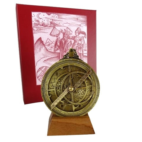 Astrolab european H32 – replică renascentistă premium, cu posibilitate de personalizare prin gravură – cadou ideal cu suport elegant din lemn – înălțime 12 cm, realizat manual cu atenție la detalii