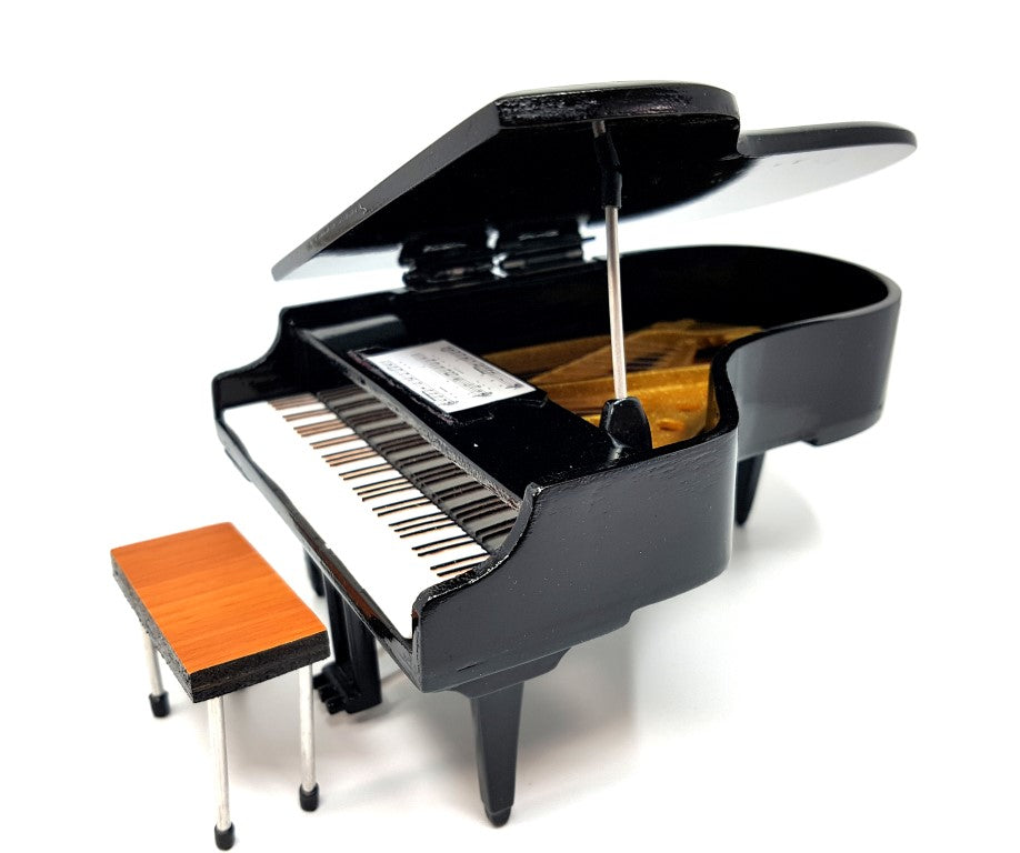 Mini fortepian z możliwością personalizacji grawerem, czarny, ręcznie wykonany z balsy, skala 1:10, idealny na prezent dla pianistów i miłośników muzyki, wysokość 8 cm