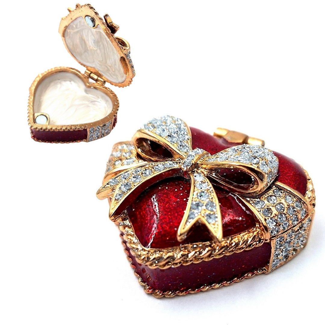 Metal jewelry box shaped like a heart with crystals, red-gold-silver, customizable engraving, perfect for a romantic gift, dimensions 4.8 x 4 x 2.5 cm