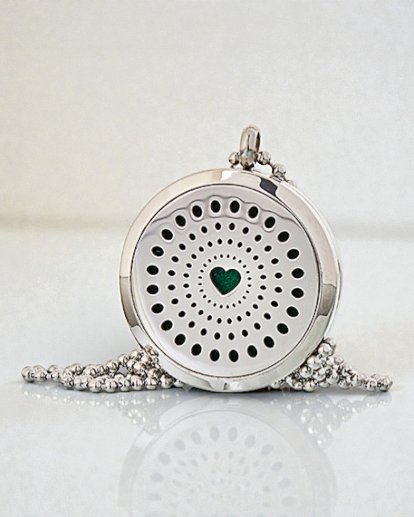 Celestia Heart – Colier aromaterapeutic cu inimă diamantată 30 mm