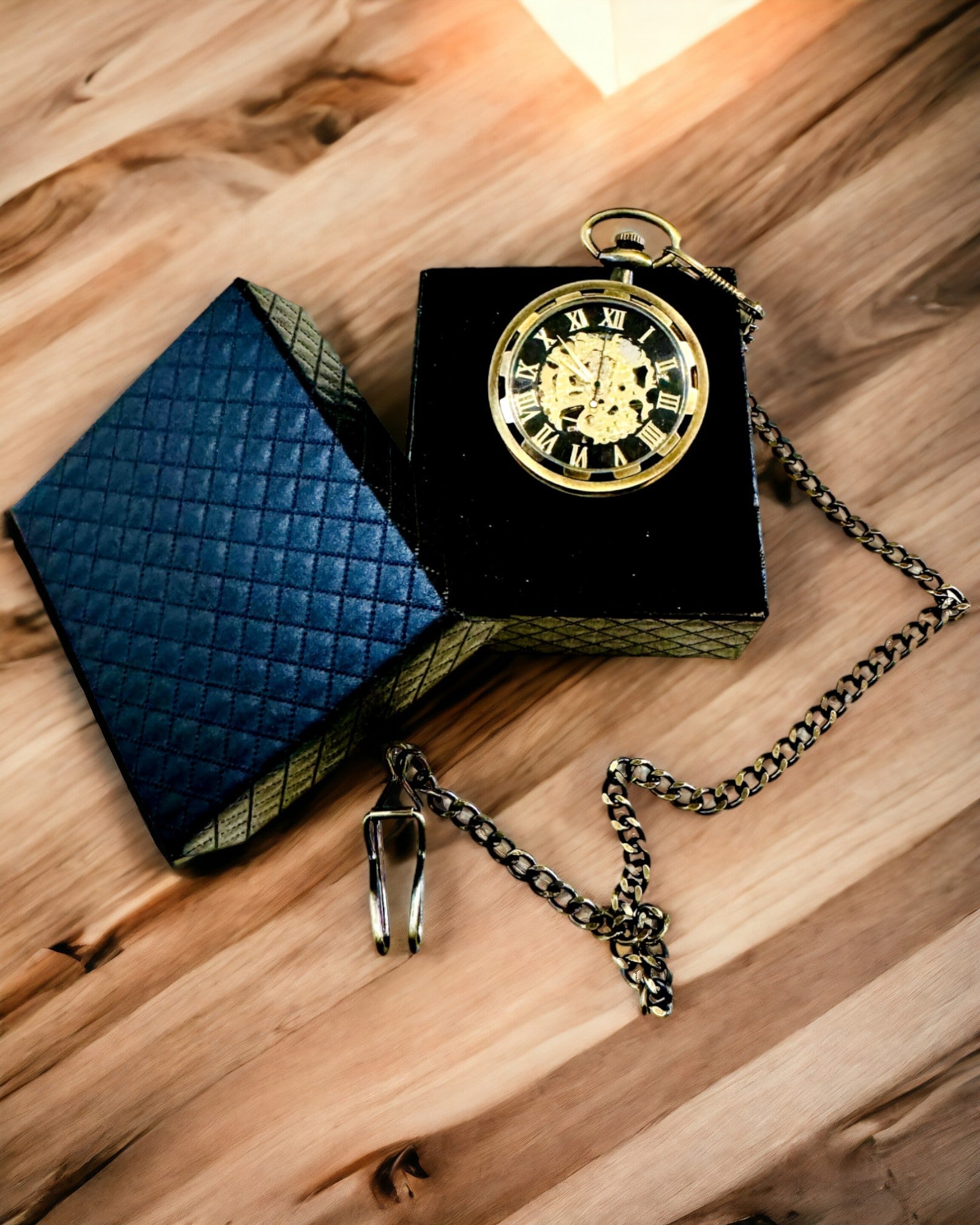 Ceas de buzunar retro – Mecanic, Culoare aur șlefuit cu negru, Luxos, Rezistent la apă, Semi-automat, personalizare cu gravură