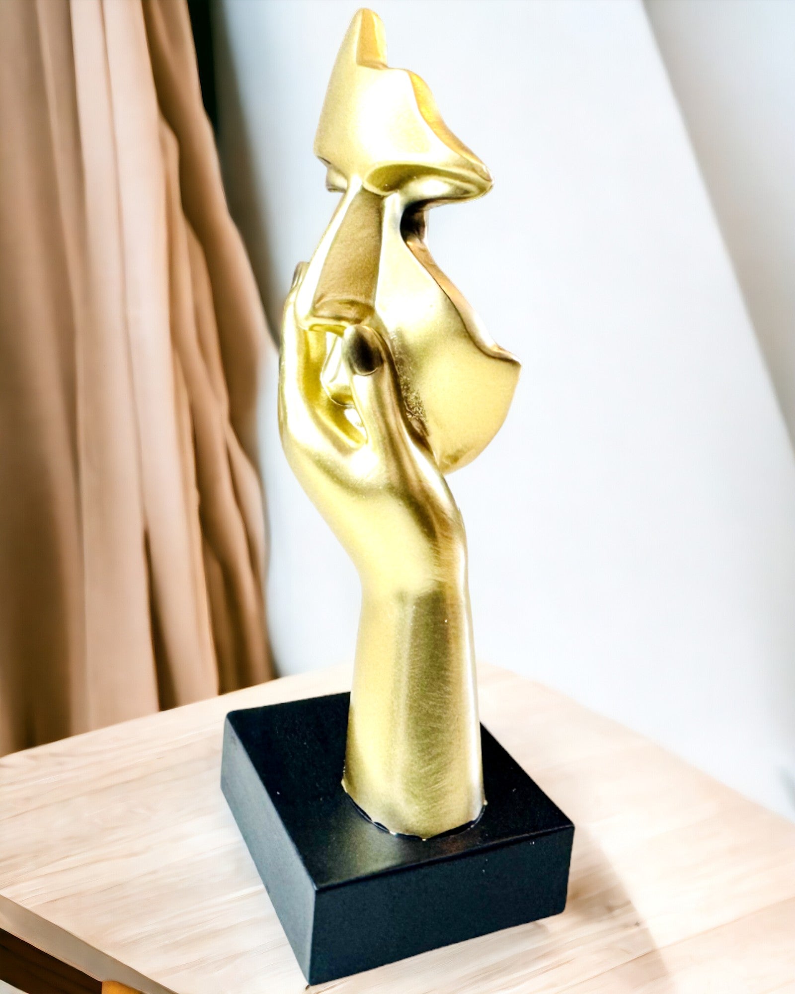 Sculptură Abstractă a Mâinii „Atingerea Artei” - Decorațiune de Birou în Stil European, Personalizare cu Gravură 2 bucăți