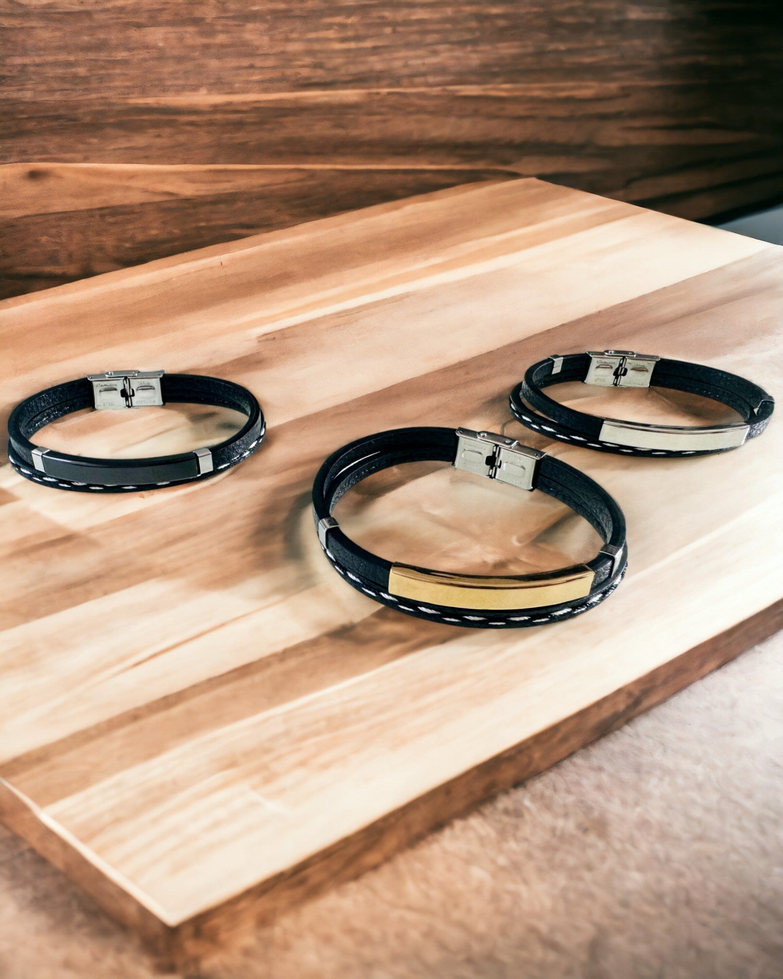 Спортивний браслет з PU шкіри та нержавіючої сталі з можливістю гравіювання – 3 кольори