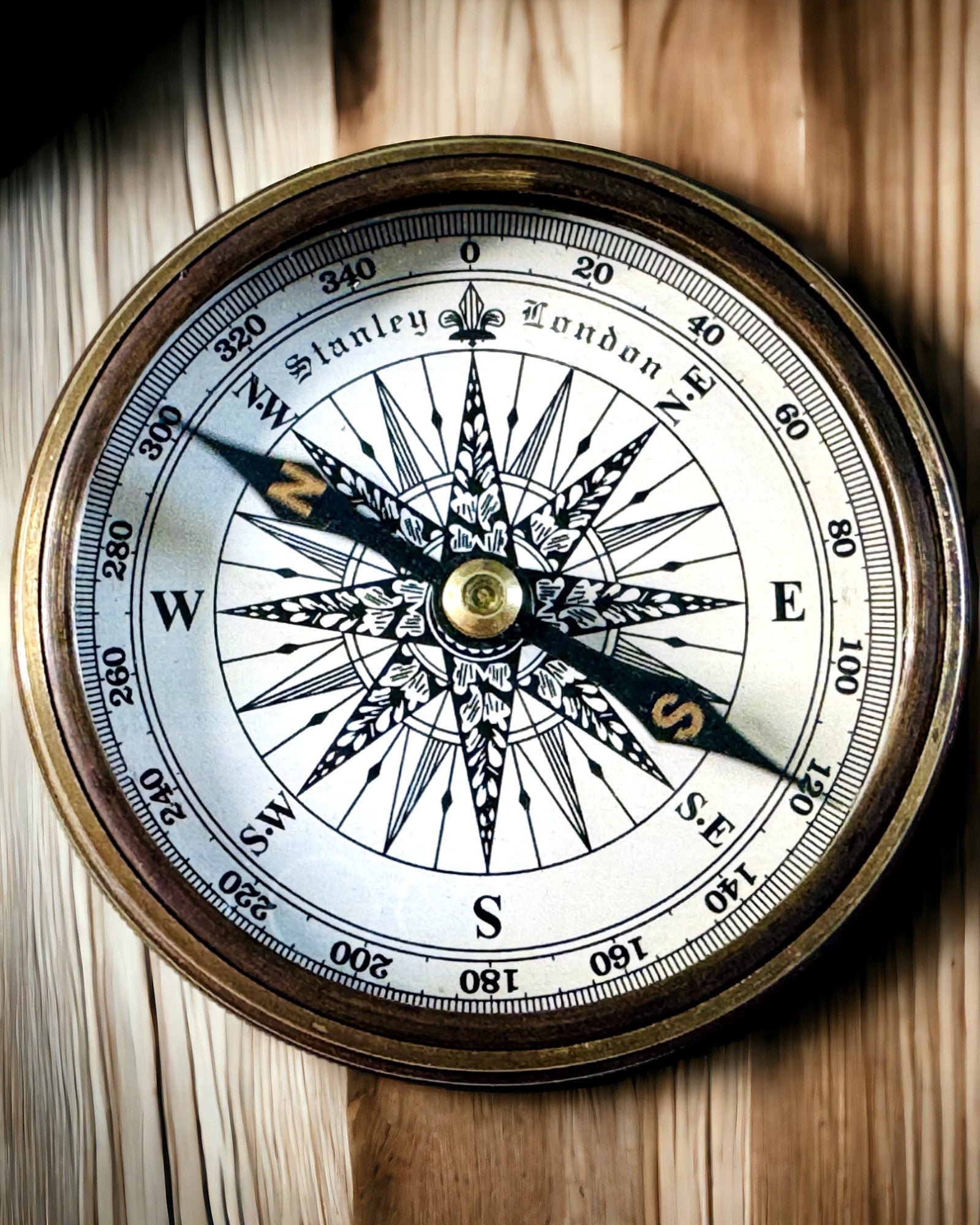 Sailing compass "Stanley Marine London" with personalization option, 2 variants to choose from