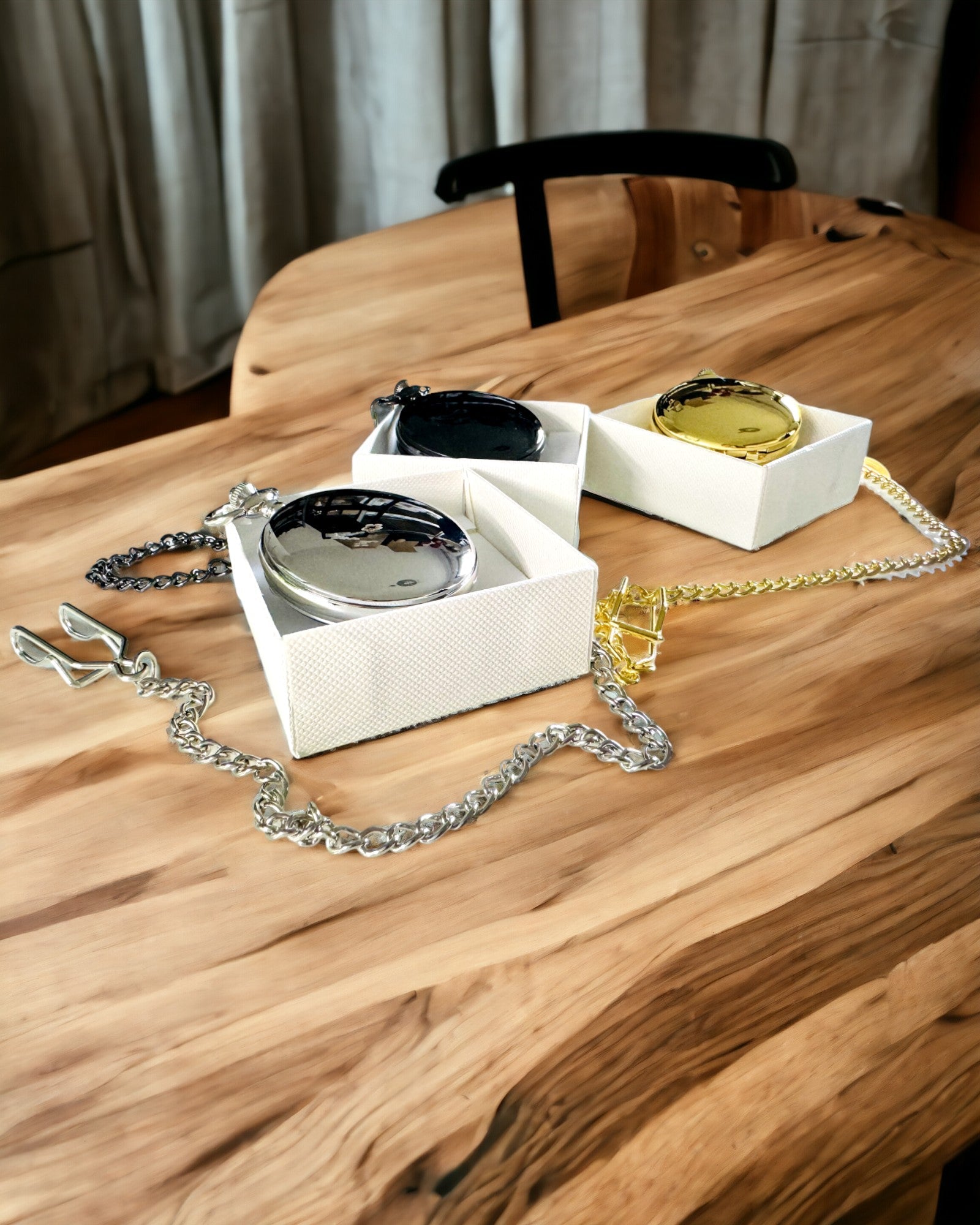 Срібний кишеньковий годинник з кварцовим механізмом і можливістю гравіювання