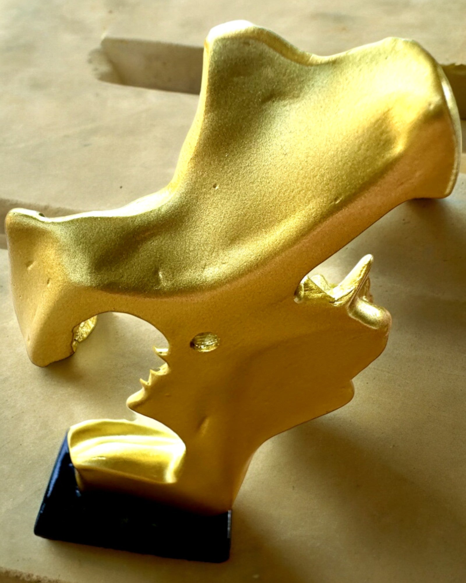 "Elegance in Stone" Figurine, gold color - 13.5 cm height, Decorative with Engraving Option