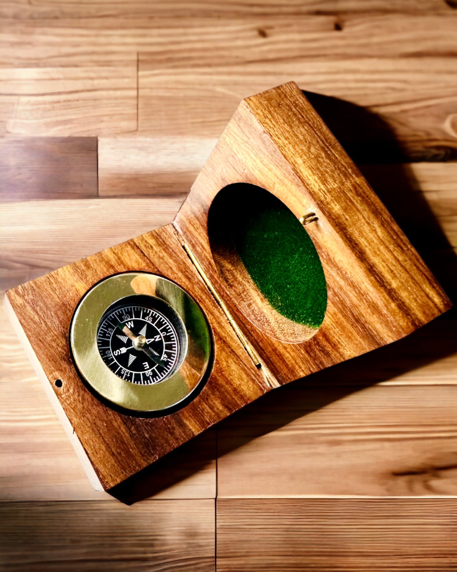 Busola Călătorului Rajput cu posibilitate de personalizare - pentru cadou