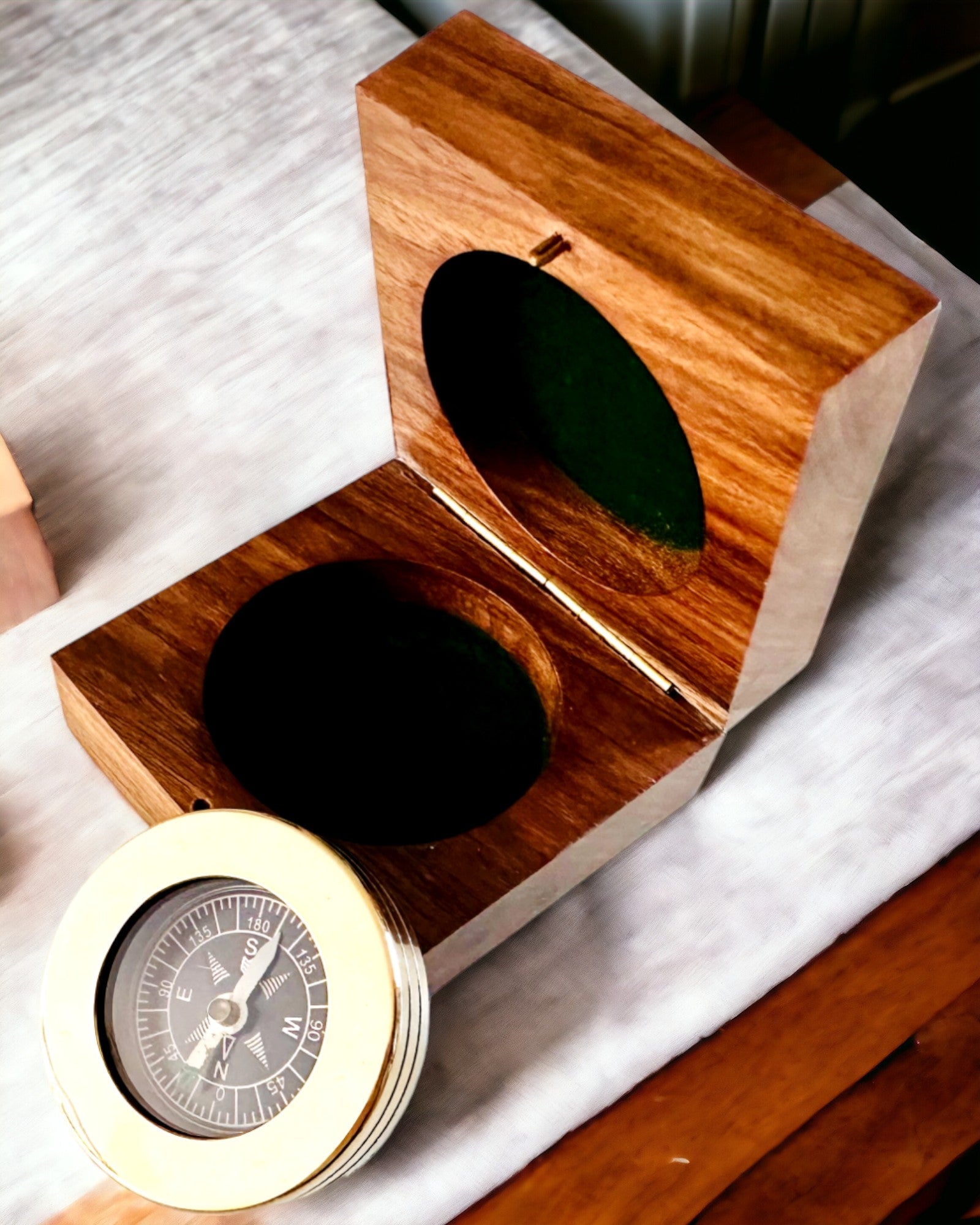 Компас Подорожника Rajput з можливістю персоналізації - на подарунок