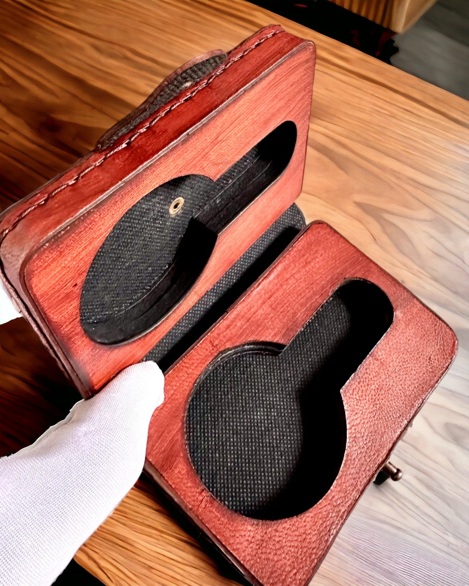 Komandorské pouzdro – Ručně vyrobené pouzdro na kapesní hodinky nebo kompas s možností personalizace