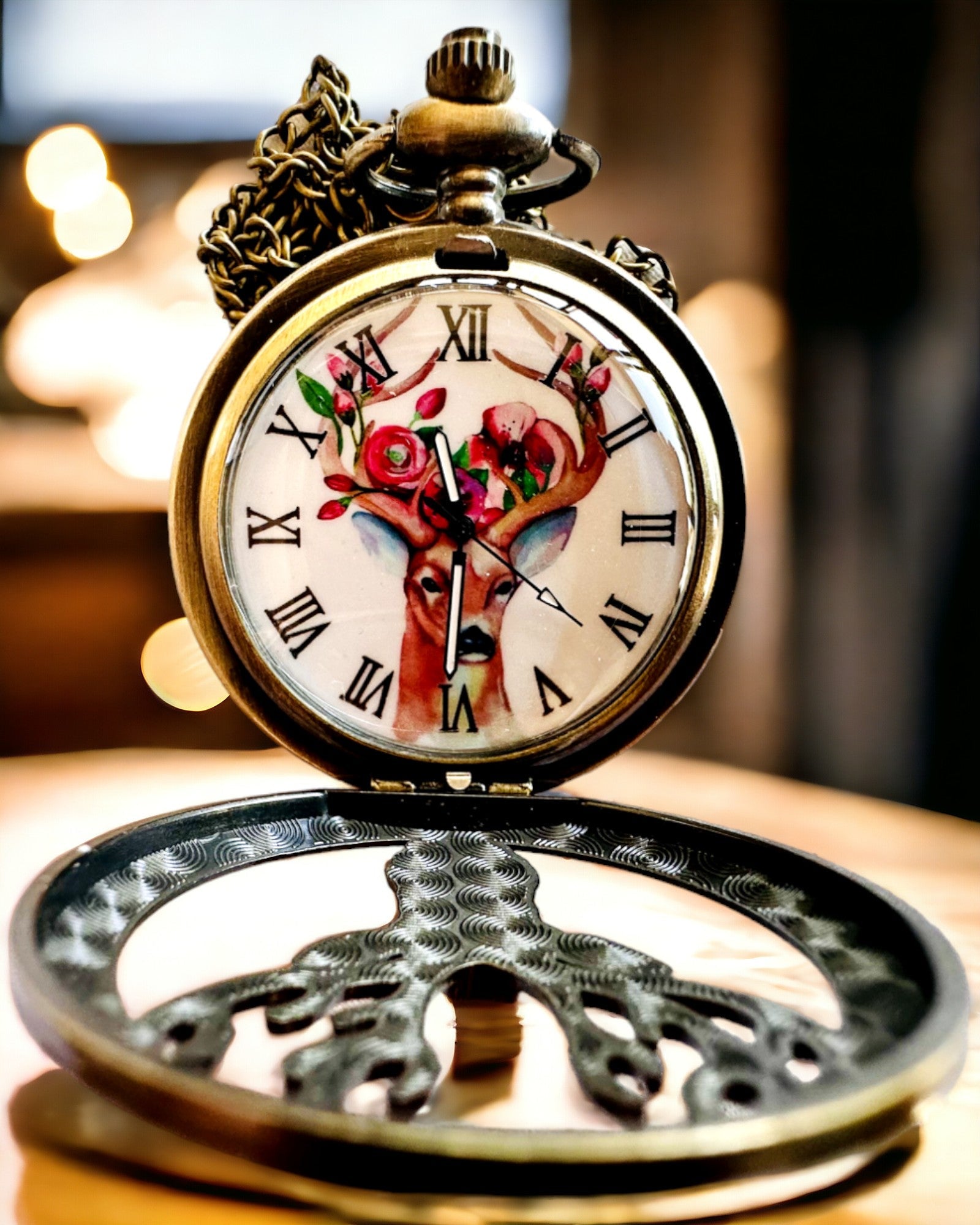 Zegarek kieszonkowy Leśny Strażnik - Elegancki Zegarek z Motywem Jelenia, możliwość personalizowania grawerem