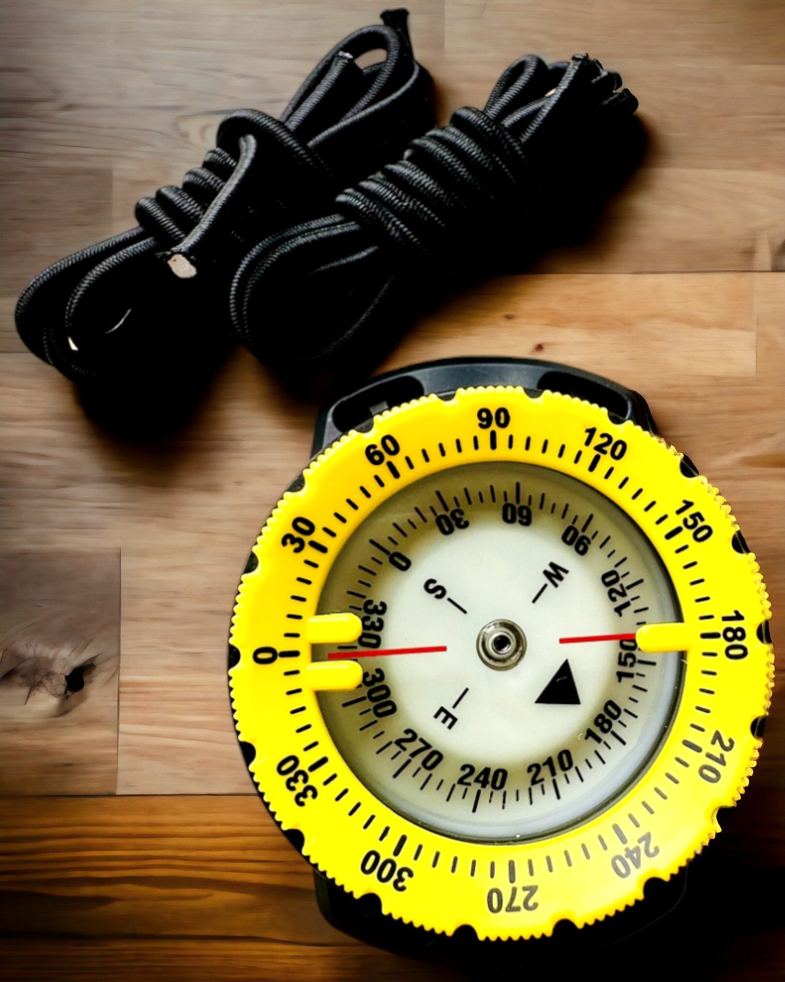 Compas de scufundare AquaGuide - compas rezistent la apă cu funcție de luminescență și curea flexibilă, posibilitate de personalizare