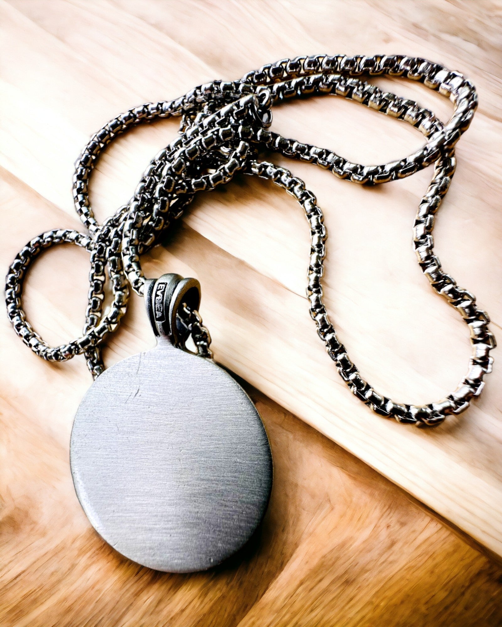 Amuletul Arborele Vieții cu Posibilitate de Gravare - colierul „Vitalitatea Naturii”, personalizare