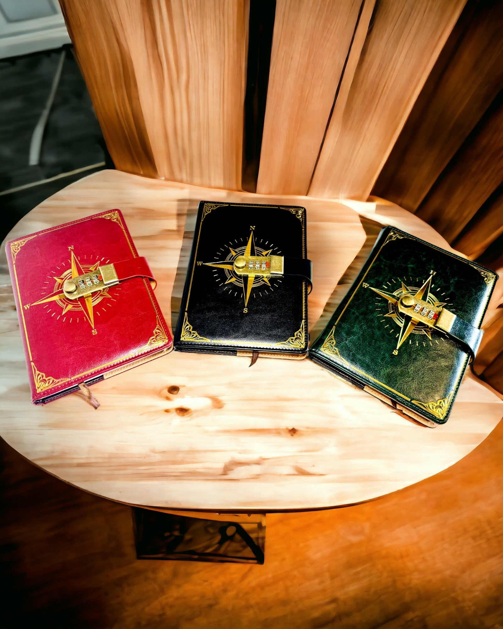 Notatnik Premium cu Lacăt cu Cod A5 - Stil Vintage cu Busolă, Design Japonez, Articole de Papetărie pentru Studenți și Afaceri. Personalizare cu Gravură