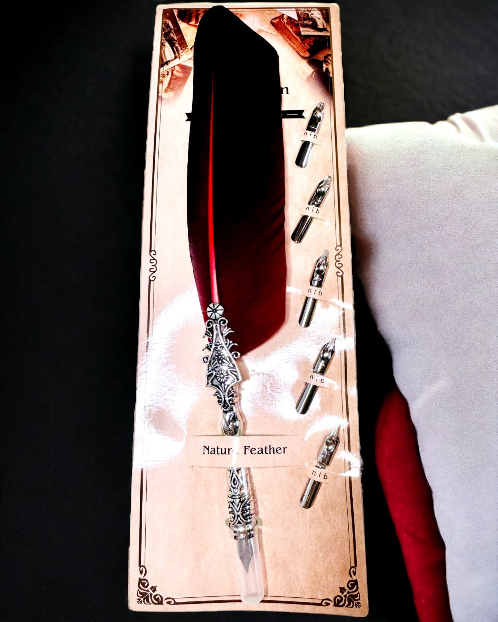 Pióro do Kaligrafii Vintage z Naturalnym Gęsim Piórem – Idealny Prezent na Dzień Matki lub Nauczyciela. Grawer