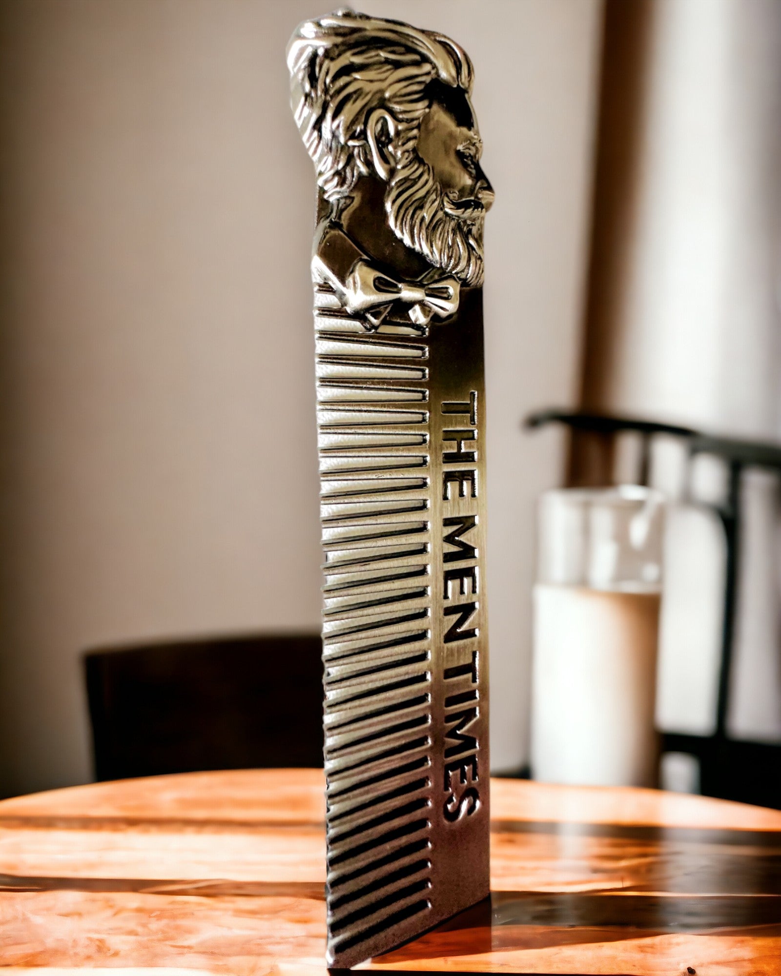 GroomMaster - Елегантний металевий гребінь з гравіюванням, персоналізація гравіюванням