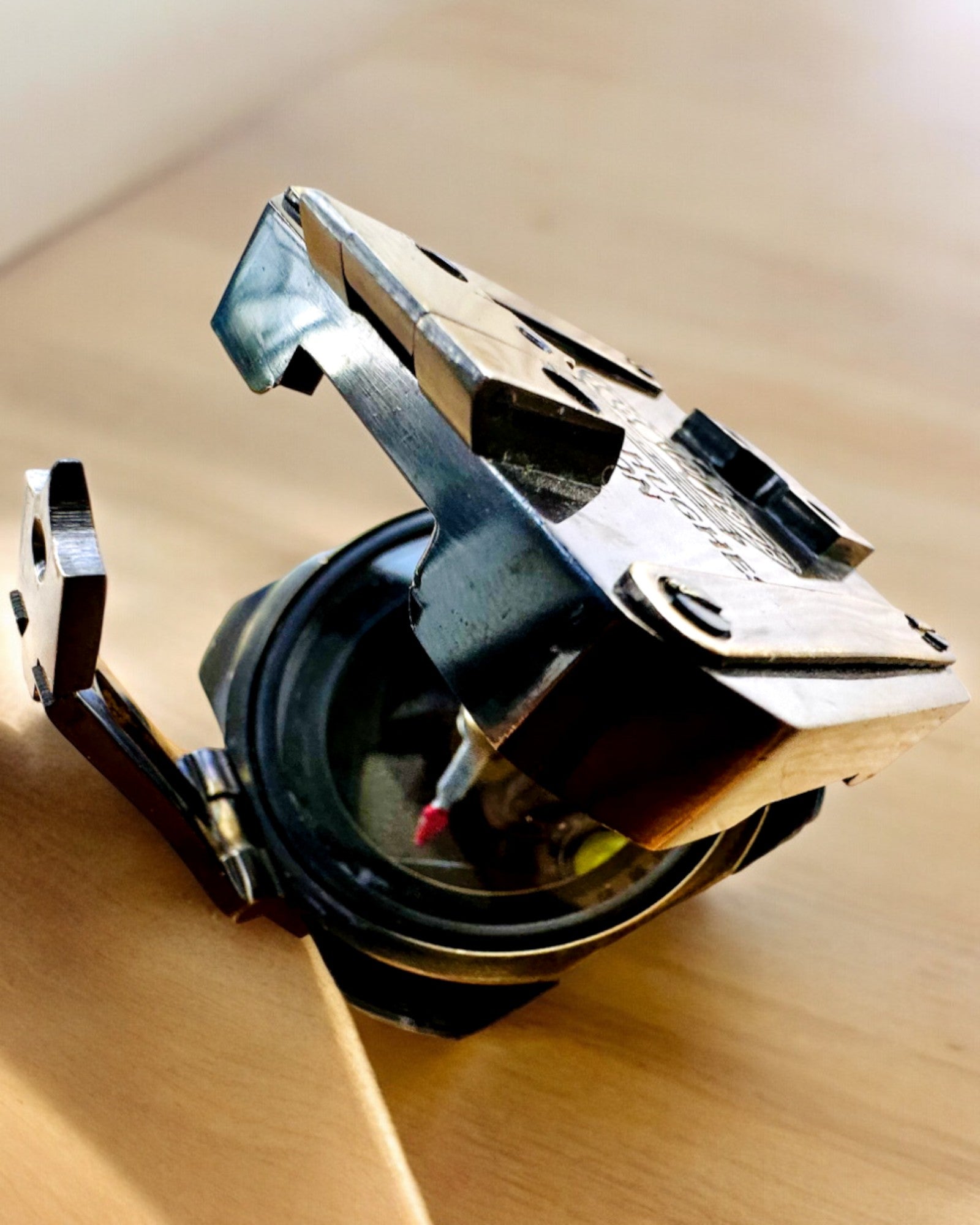 Solidní, prémiový kapitánský kompas „Navigator” - s možností personalizace gravírováním