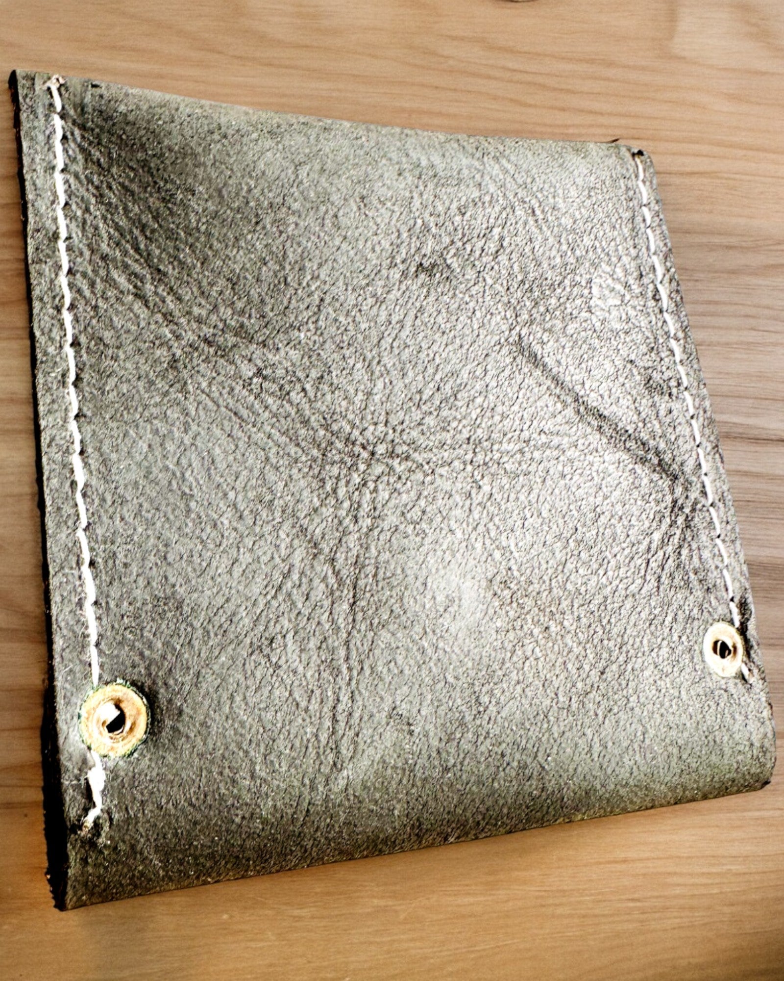 Pouzdro na kapesní hodinky nebo kompas Cestovatel - možnost personalizace gravírováním