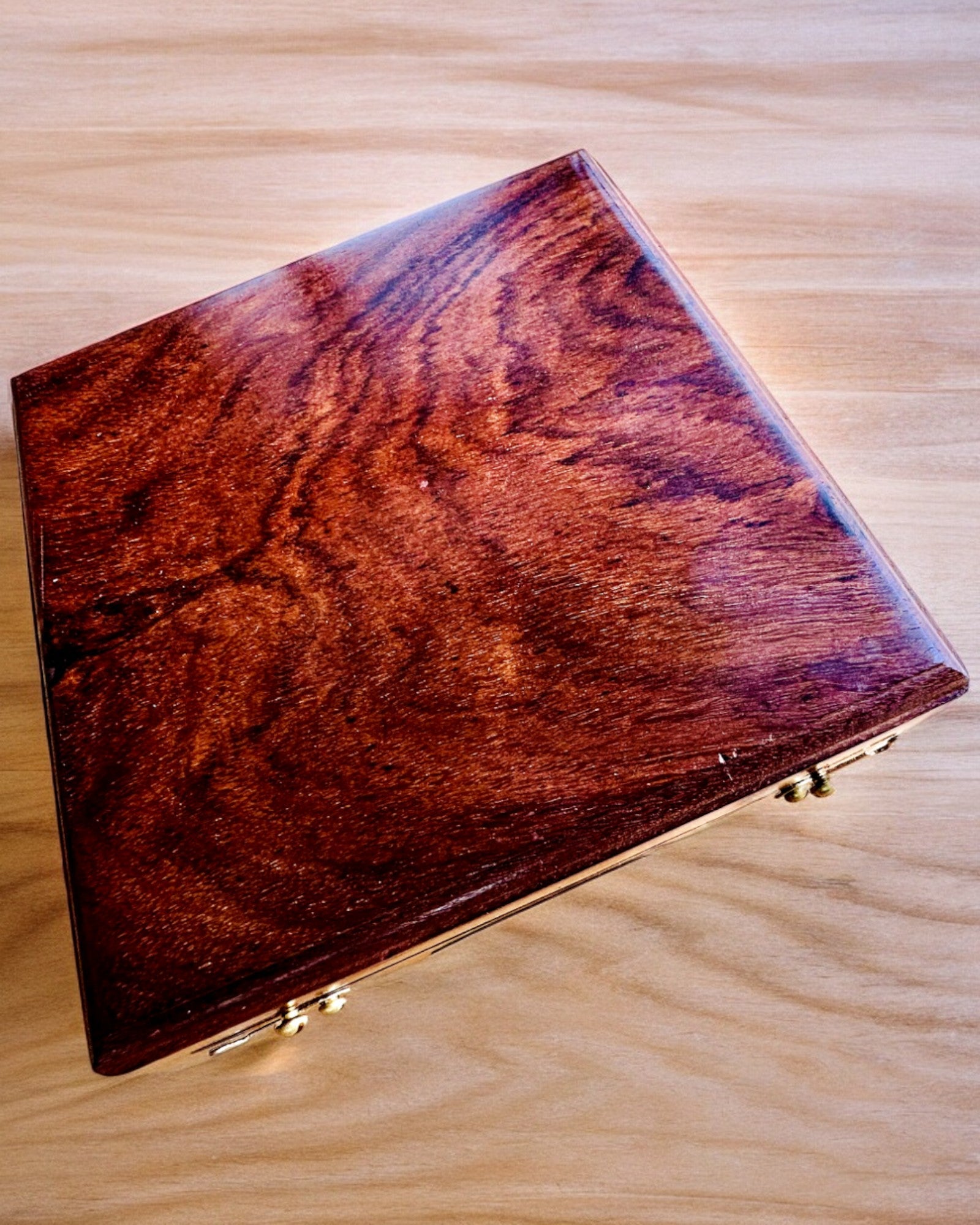 Velká Dřevěná Krabice na Kompas "Gilbert & Sons" s Možností Gravírování