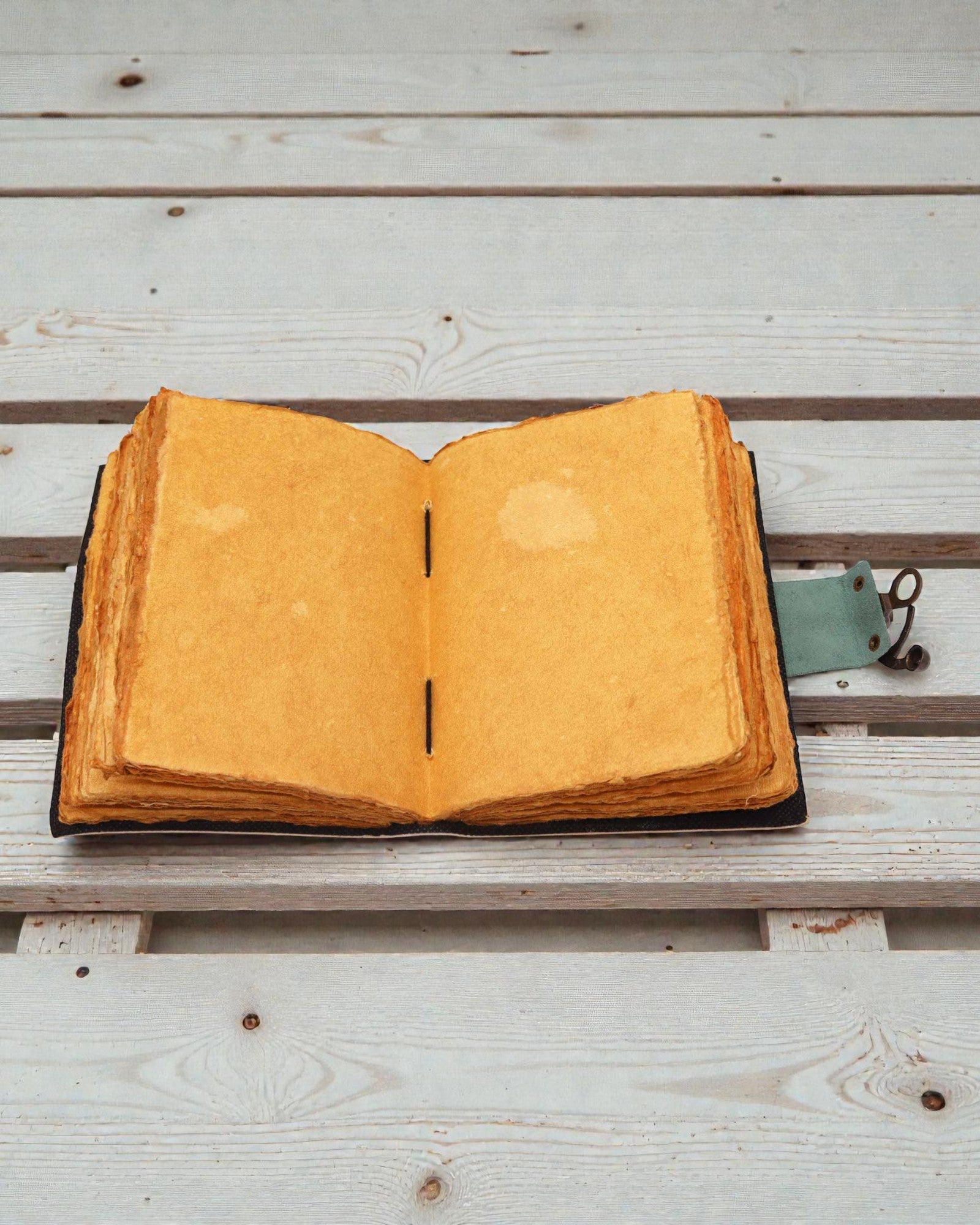 Leather Notebook Buddha and 7 Chakras – Mindfulness Journal 13 × 18 cm