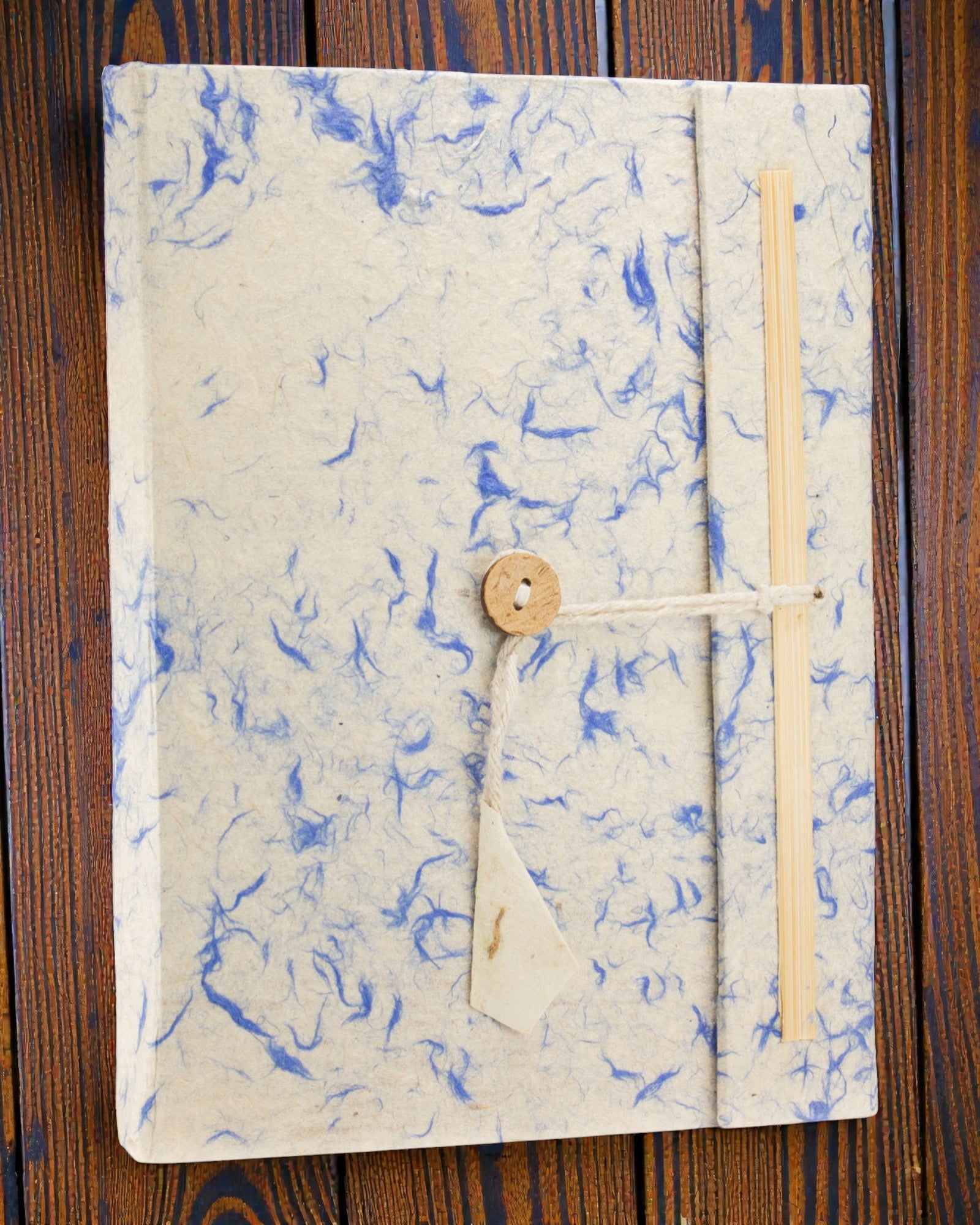 Blue Cotton Cloud – large Lokta notebook with blue cotton 21 × 15 cm, 45 sheets