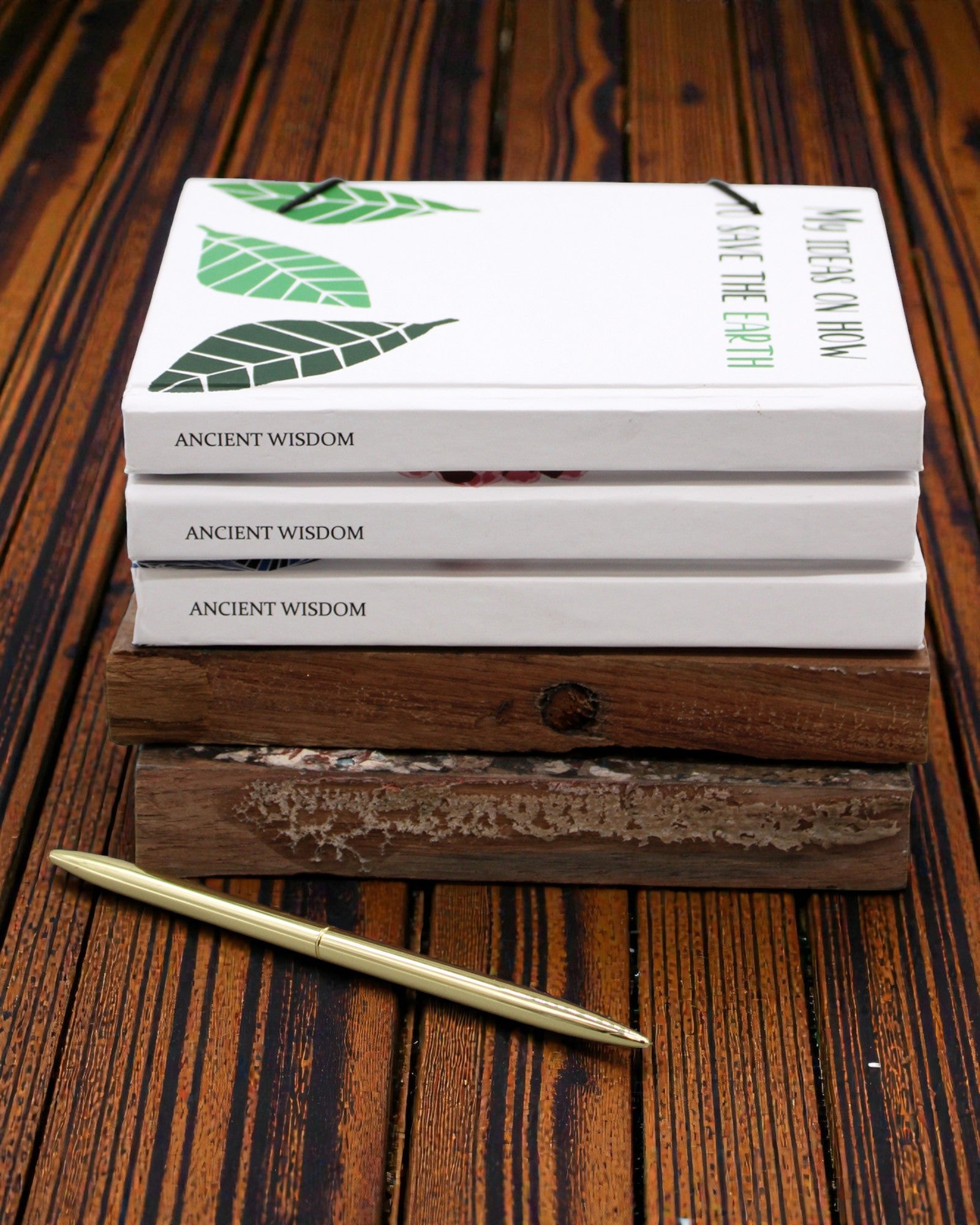 Listy pohromadě – malý zápisník s řemínkem a kokosovým knoflíkem 18 × 12,5 cm, 200 stran