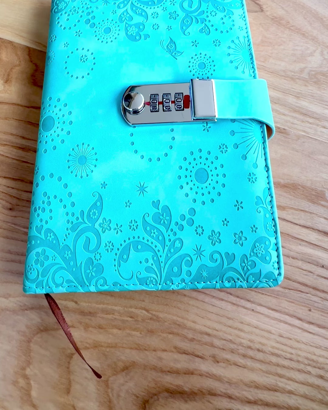 Exkluzivní zápisník, PU kůže, A5 s číselným zámkem - "Secret Journal", personalizace gravírováním
