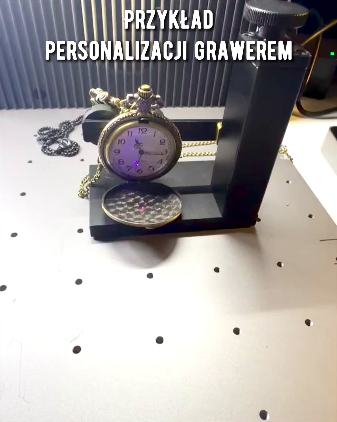 Kapesní hodinky „Road King” – s motivem nákladního vozu, s gravírováním, jako dárek