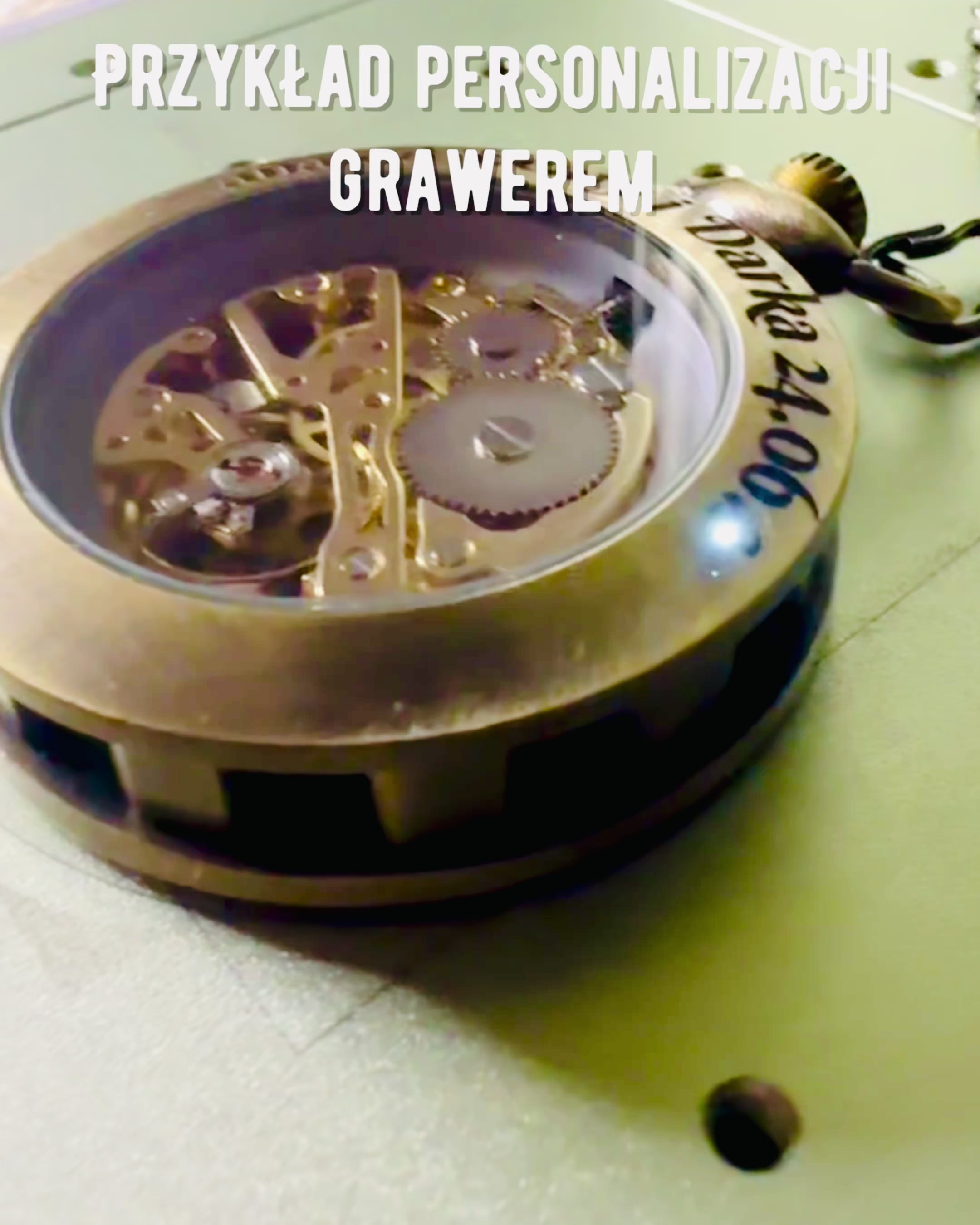 Ceas de buzunar retro – Mecanic, Culoare aur șlefuit cu negru, Luxos, Rezistent la apă, Semi-automat, personalizare cu gravură