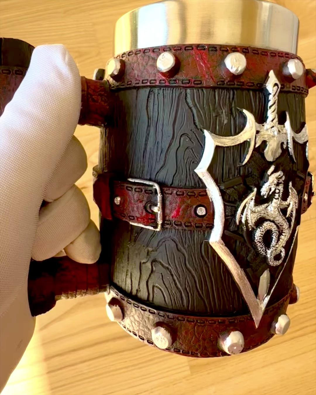 Temný Korbel Dračího Válečníka – Objem 600 ml, s Možností Gravírování jako Dárek